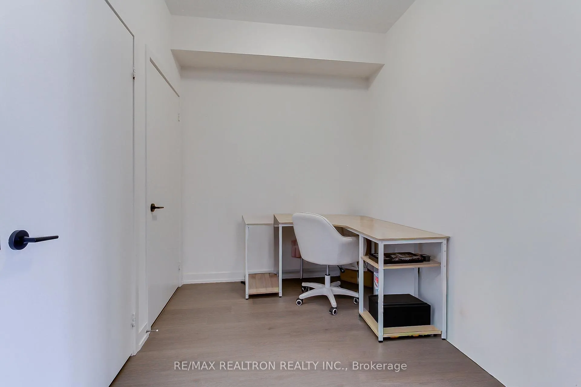 Photo 18 of Unit 242, 555 William Graham Drive, Aurora, Rural Aurora — HOMEH
