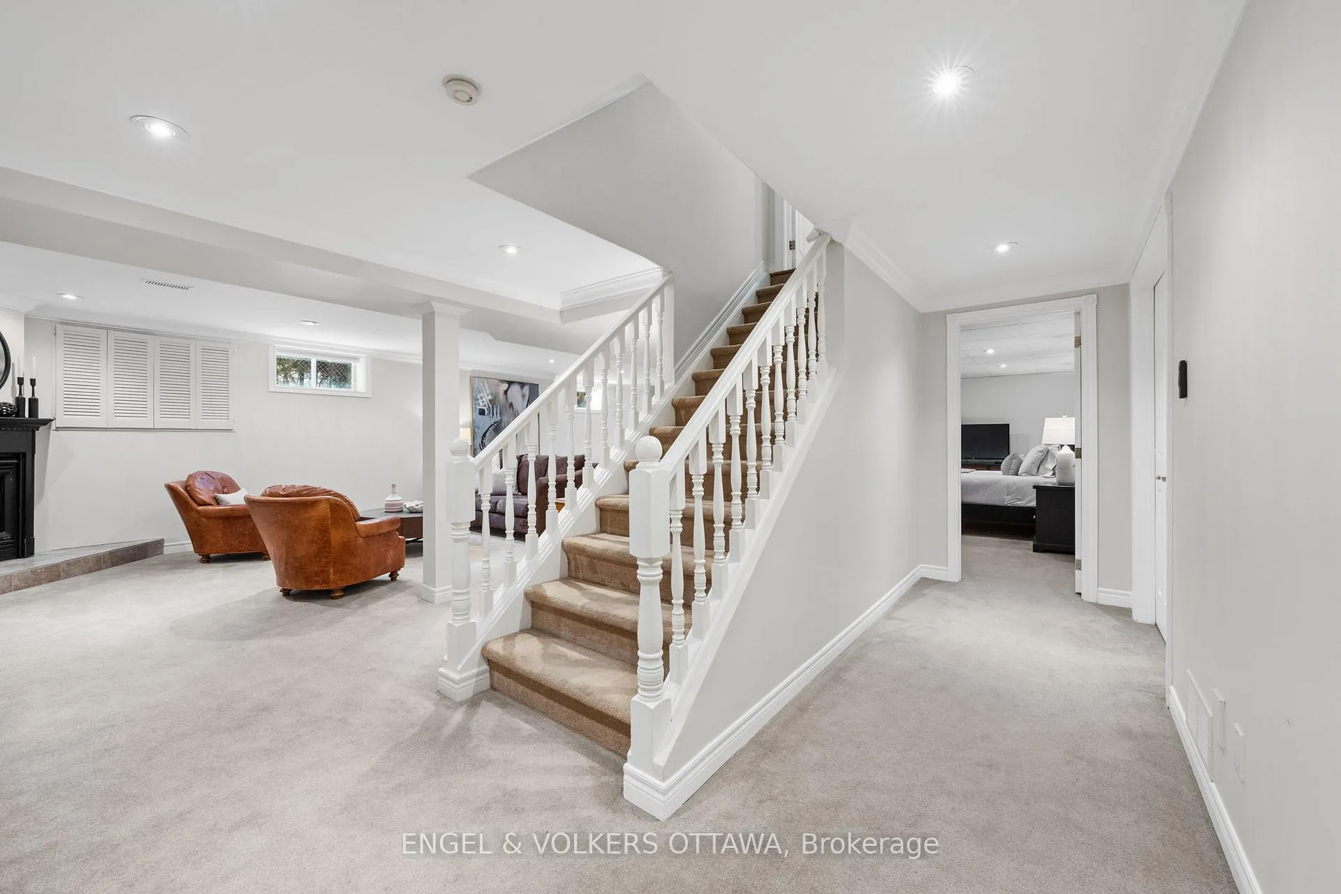 Photo 37 of 2 Eagle Chase Court, Ottawa, Barrhaven - Cedargrove/Fraserdale — HOMEH