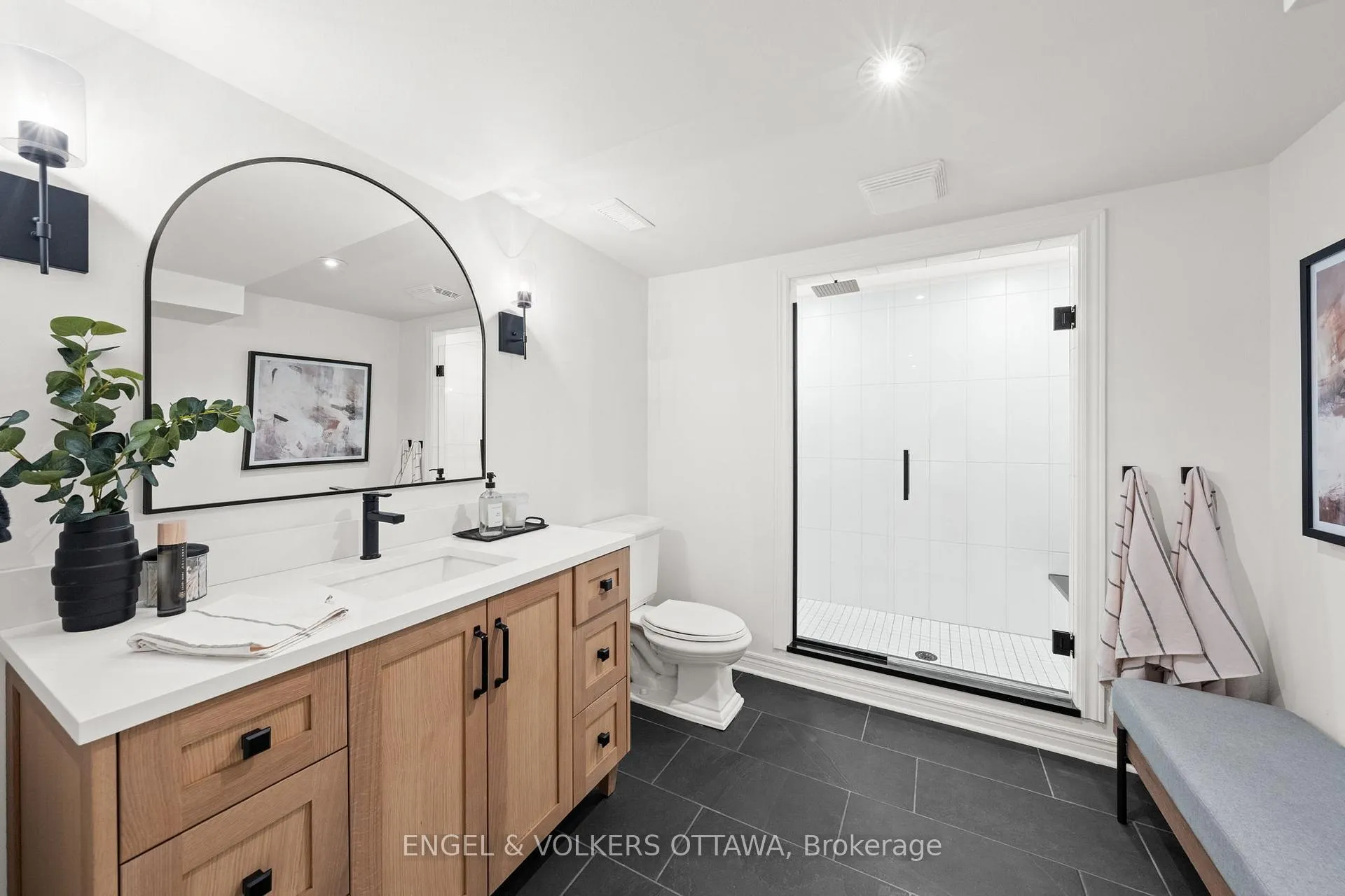 Photo 42 of 2 Eagle Chase Court, Ottawa, Barrhaven - Cedargrove/Fraserdale — HOMEH