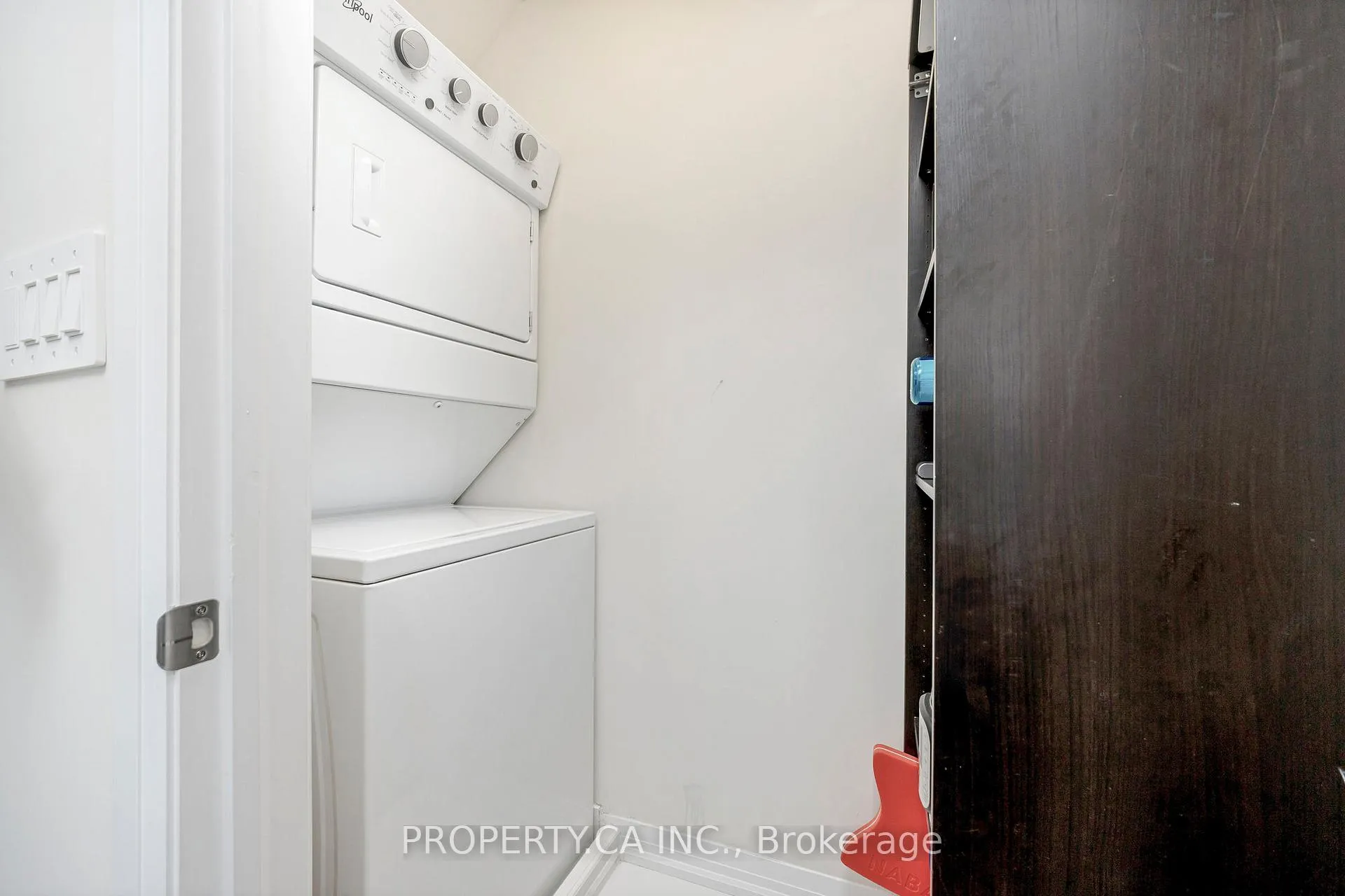 Photo 17 of Unit 119, 1569 Rose Way, Milton, Cobban — HOMEH