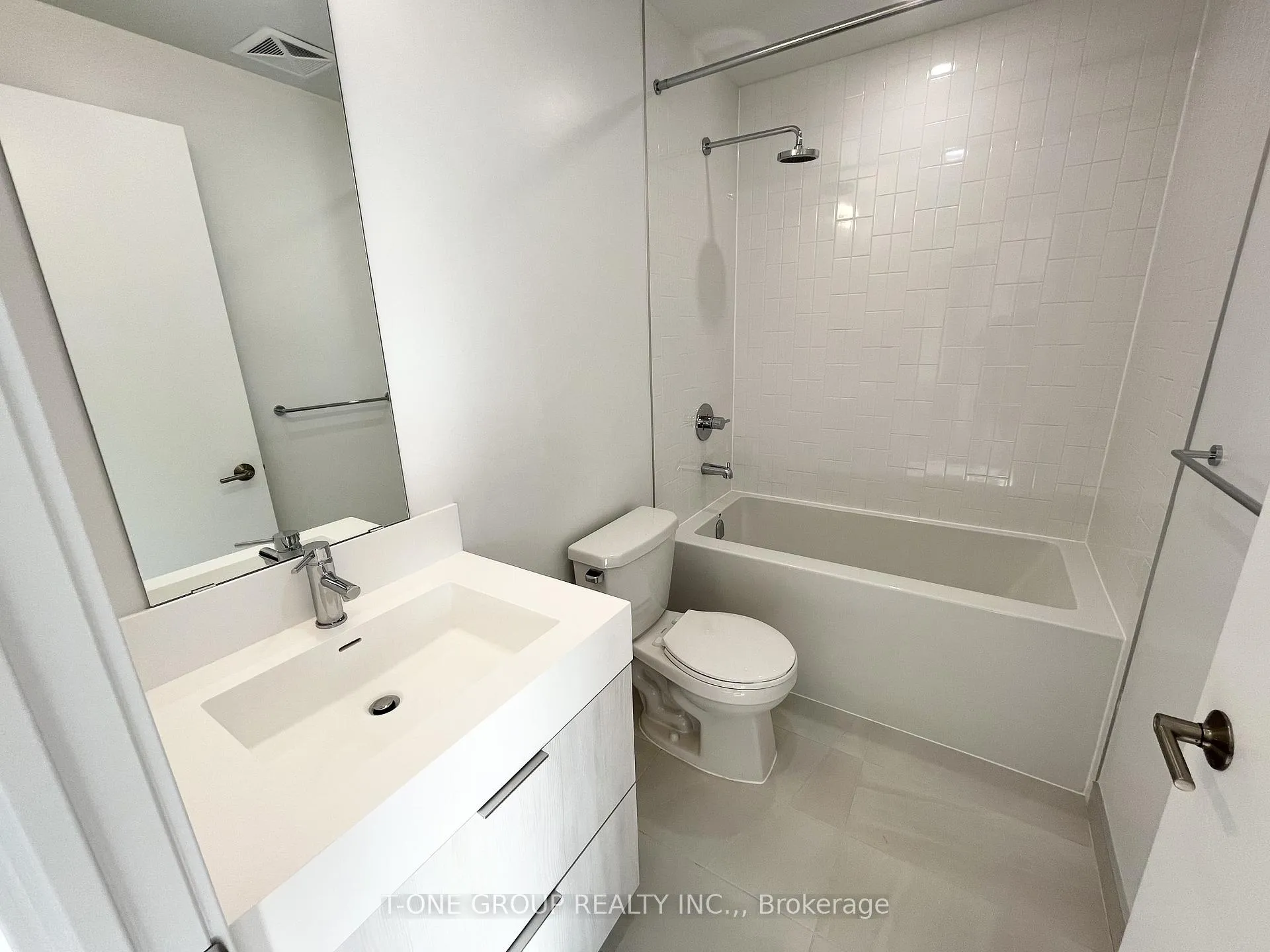 Photo 10 of Unit 1904, 130 River Street, Toronto, Regent Park — HOMEH