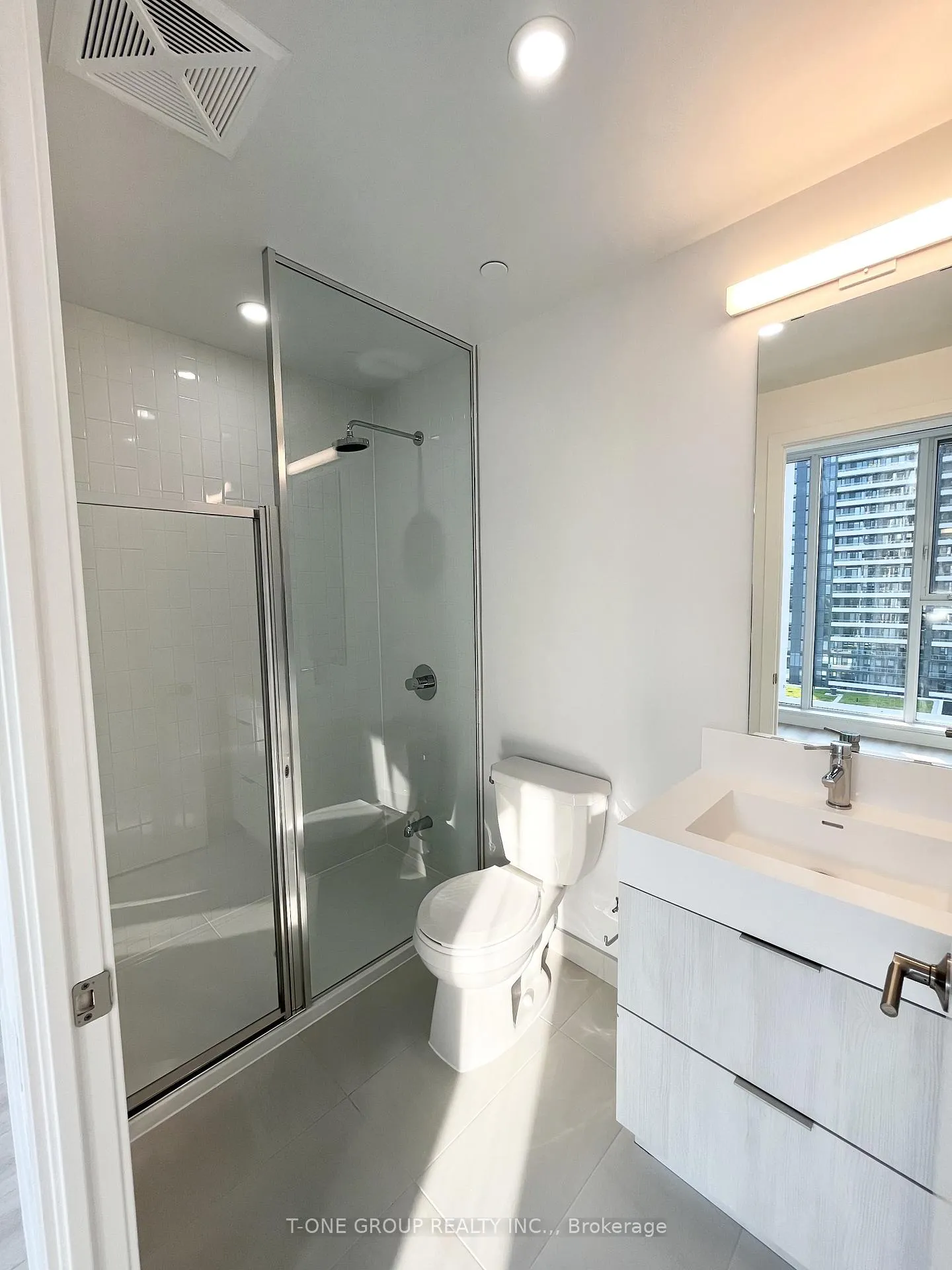 Photo 11 of Unit 1904, 130 River Street, Toronto, Regent Park — HOMEH