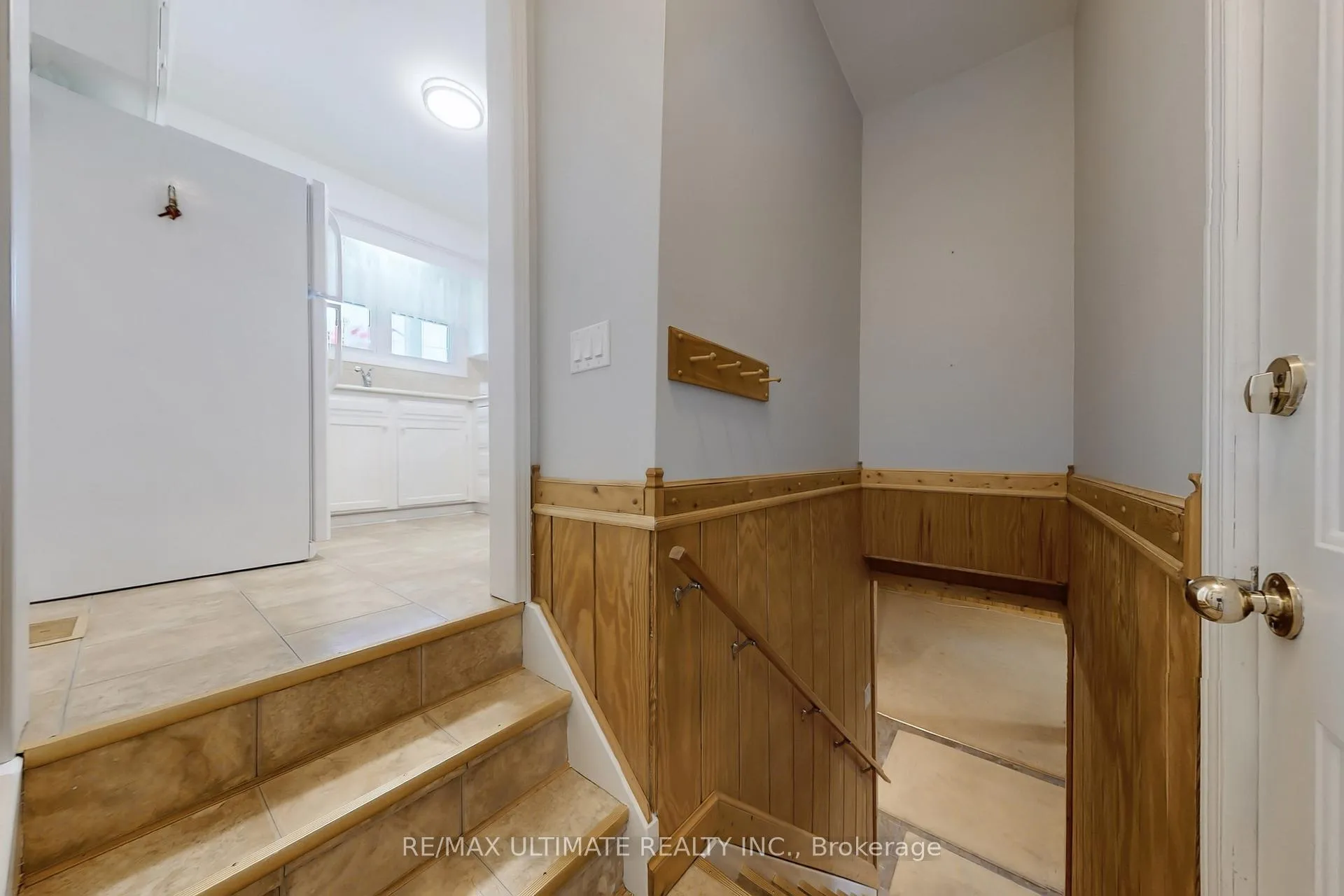 Photo 30 of 96 Lakeshore Road, St. Catharines, Lakeport — HOMEH