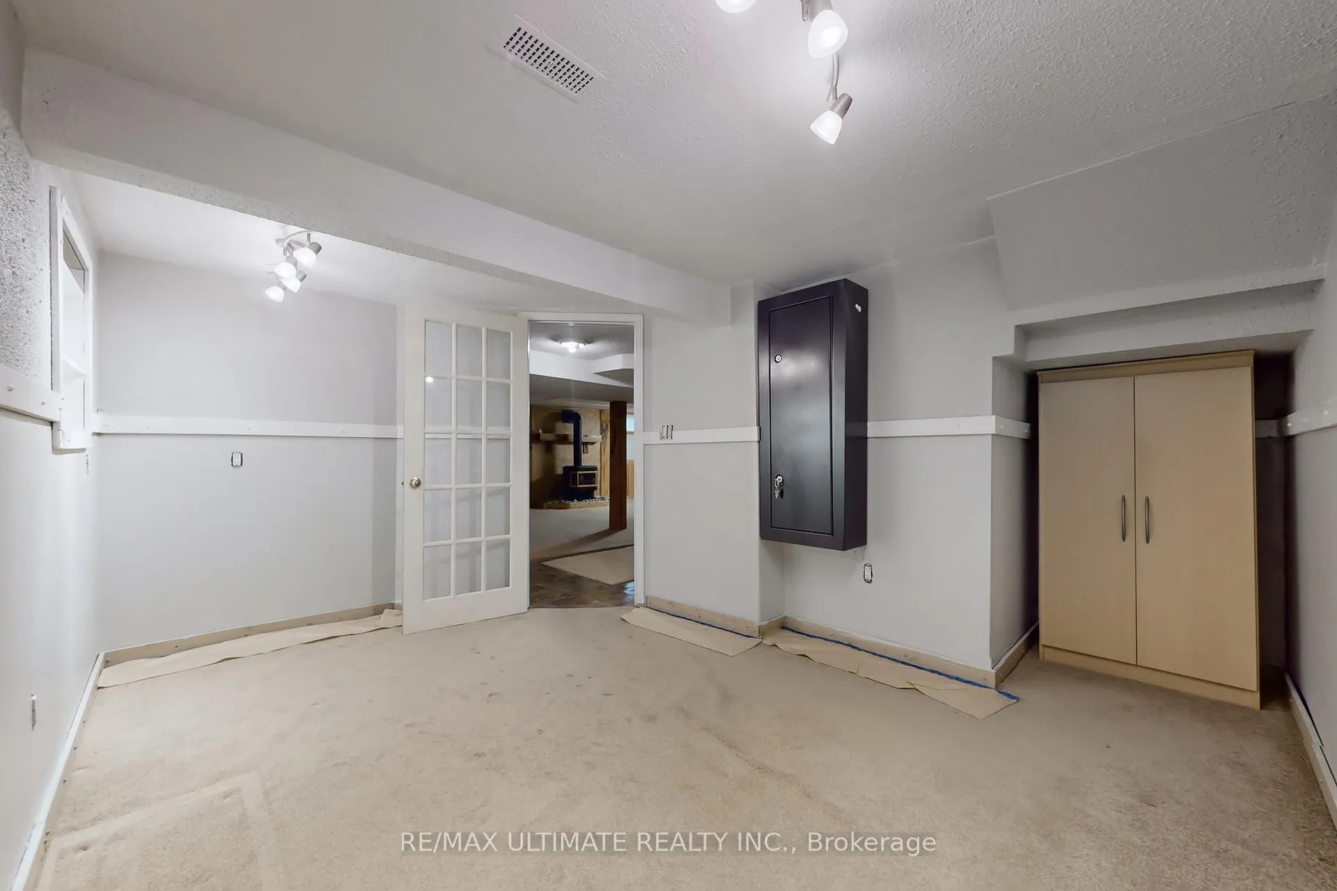Photo 37 of 96 Lakeshore Road, St. Catharines, Lakeport — HOMEH