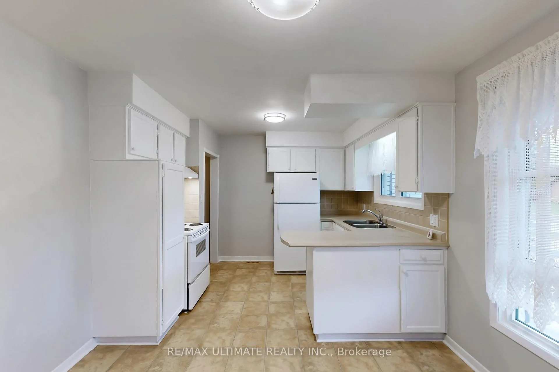 Photo 50 of 96 Lakeshore Road, St. Catharines, Lakeport — HOMEH