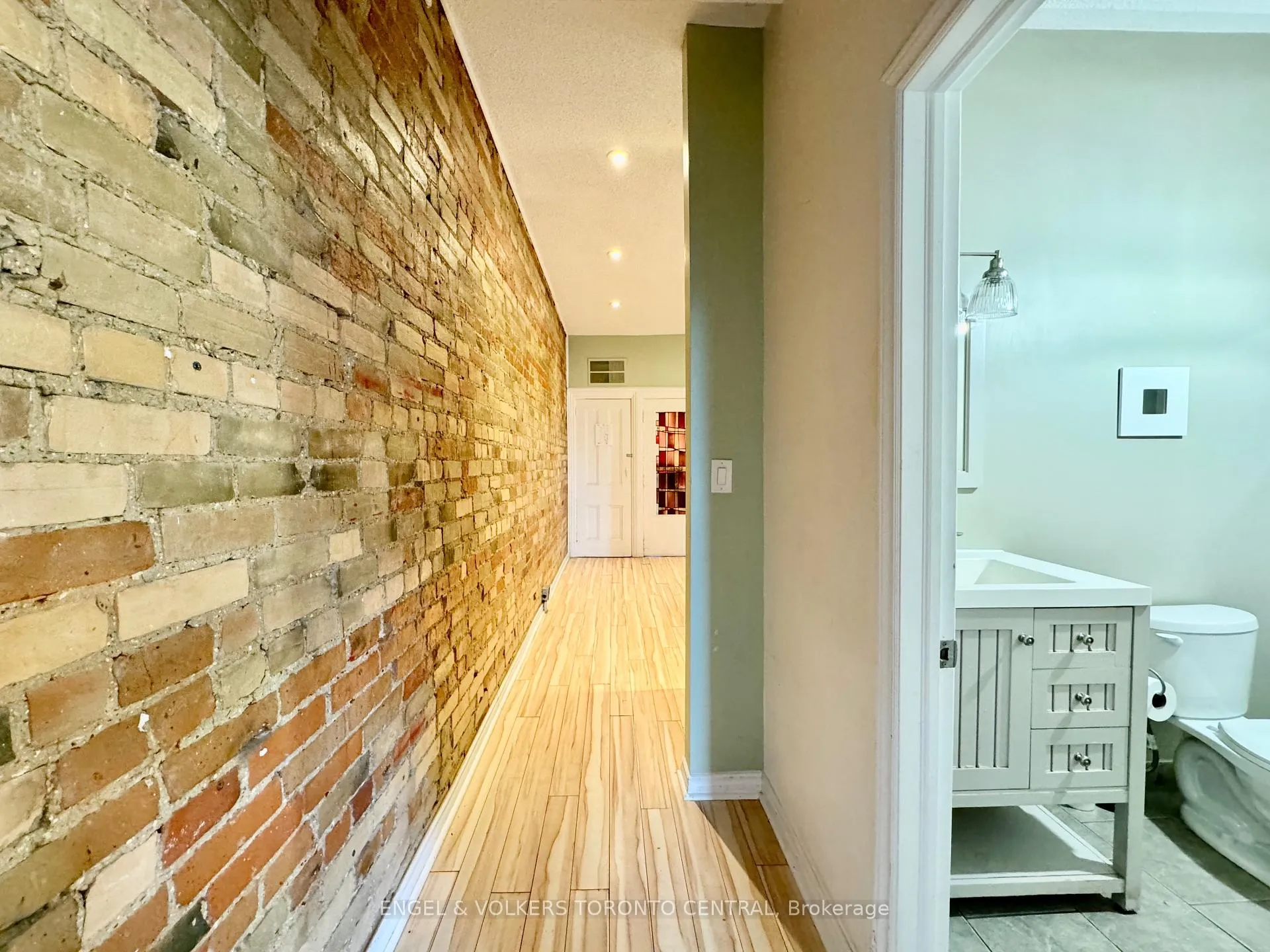 Photo 8 of Unit Main, 167 Carlton Street, Toronto, Moss Park — HOMEH