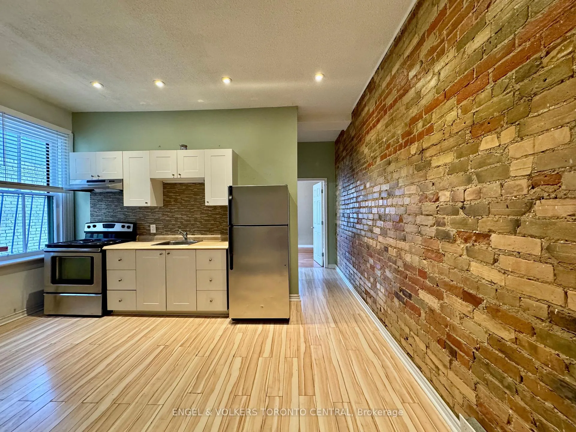 Photo 13 of Unit Main, 167 Carlton Street, Toronto, Moss Park — HOMEH