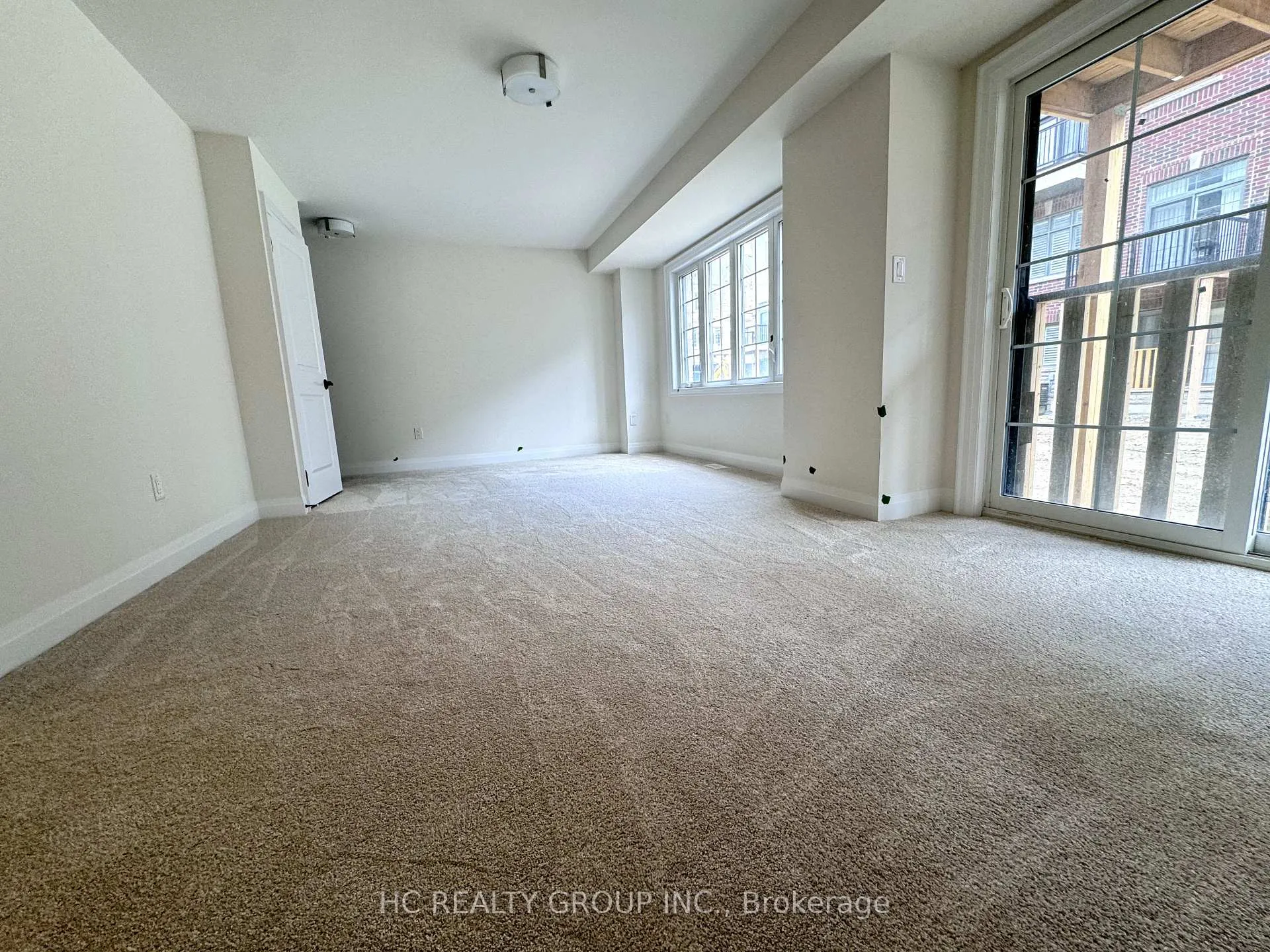 Photo 8 of 7 Abbeyhill Lane E, Markham, Angus Glen — HOMEH