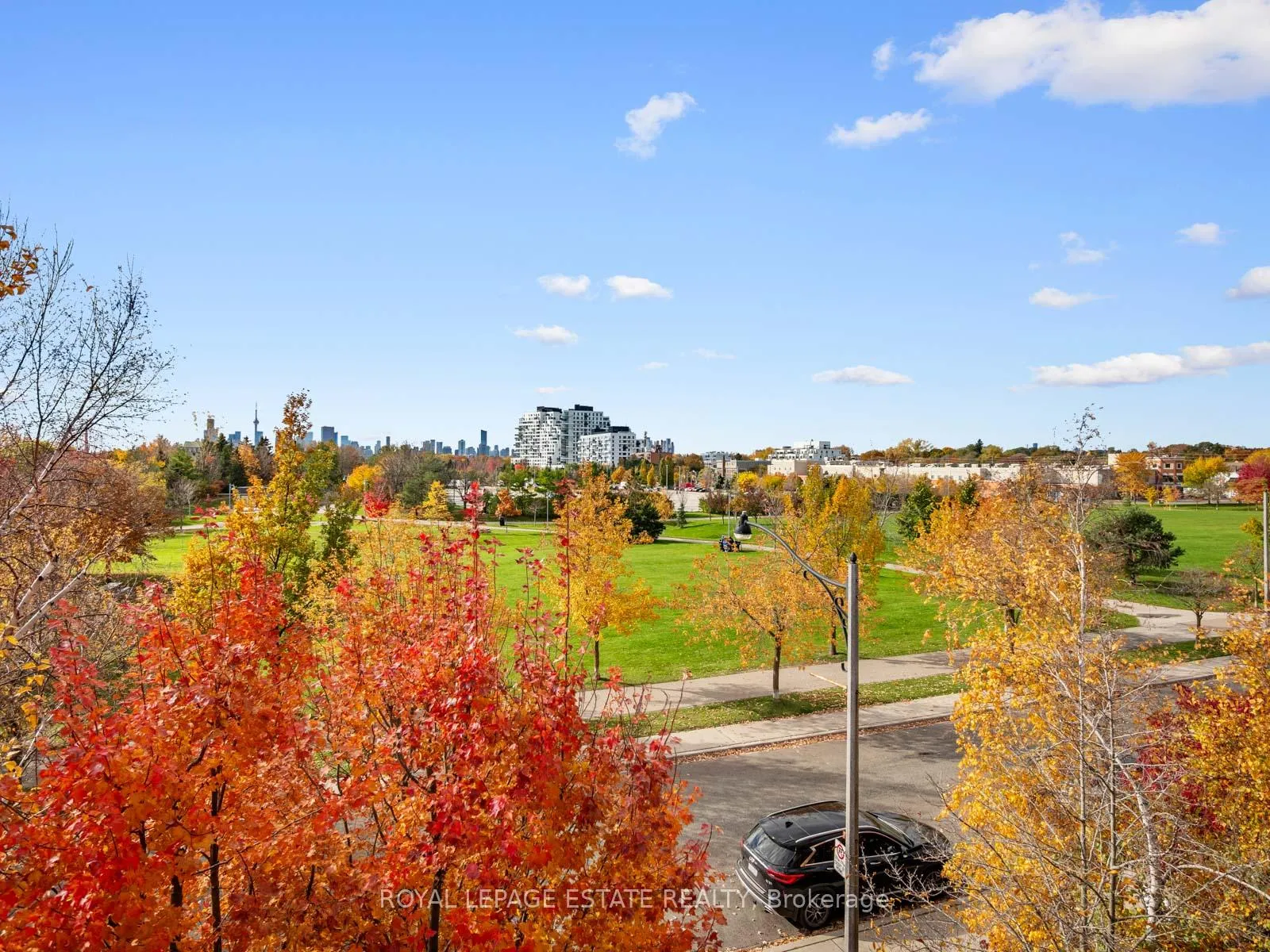 Photo 33 of 53 Northern Dancer Boulevard, Toronto, The Beaches — HOMEH