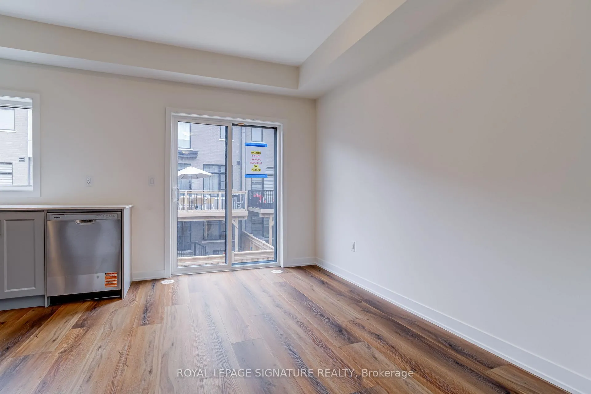 Photo 10 of Unit 504, 1695 Dersan Street, Pickering, Duffin Heights — HOMEH