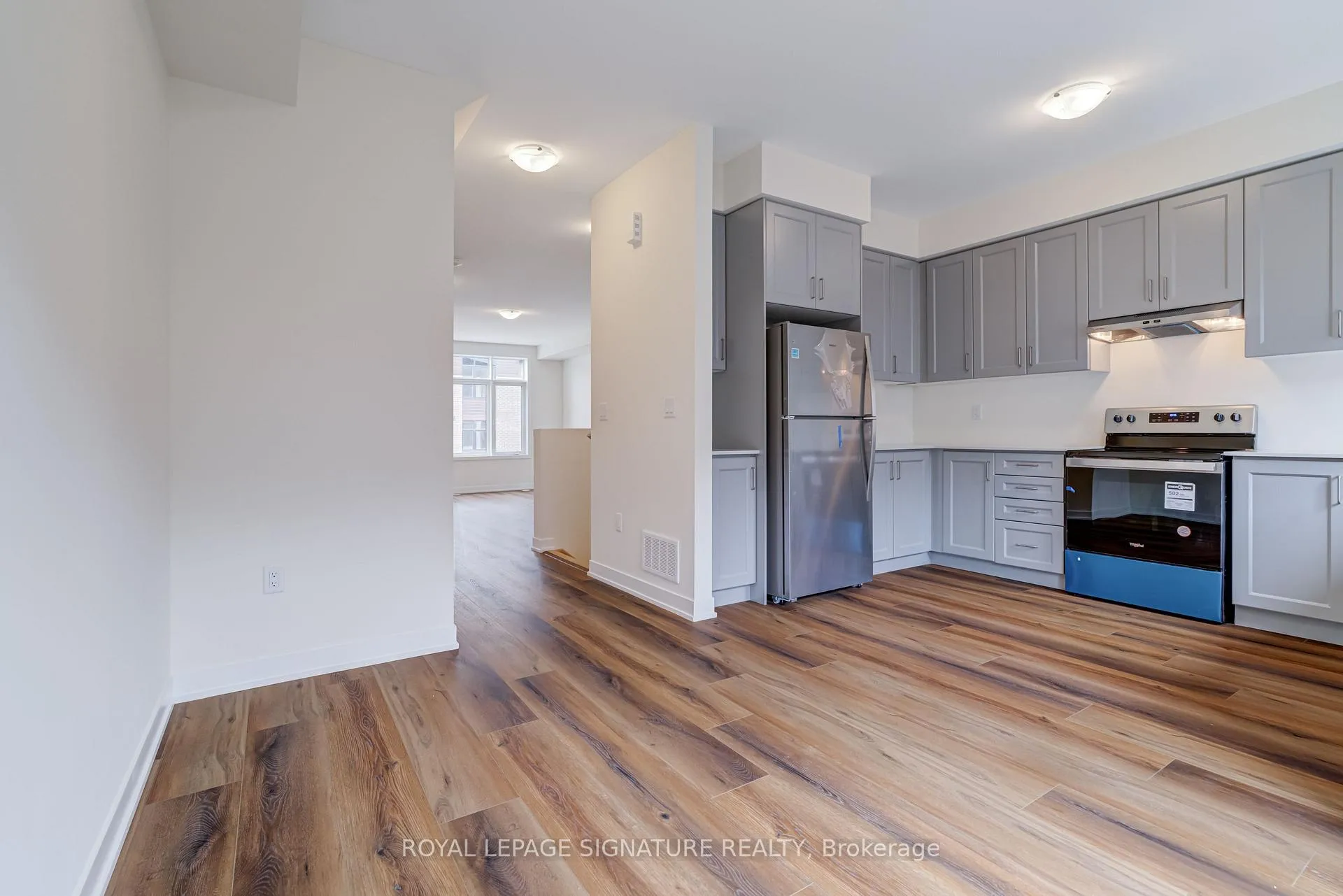 Photo 11 of Unit 504, 1695 Dersan Street, Pickering, Duffin Heights — HOMEH