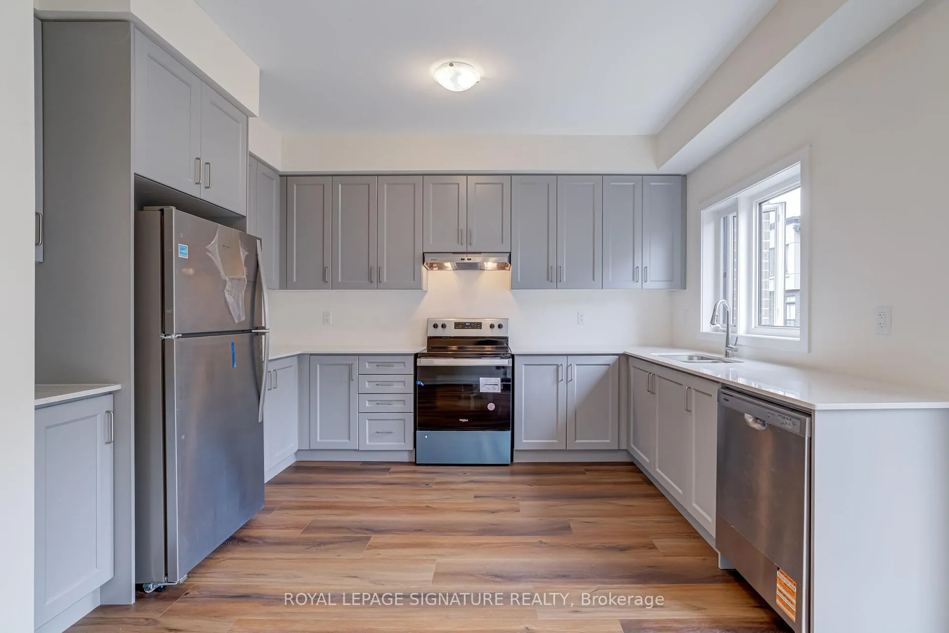 Photo 13 of Unit 504, 1695 Dersan Street, Pickering, Duffin Heights — HOMEH