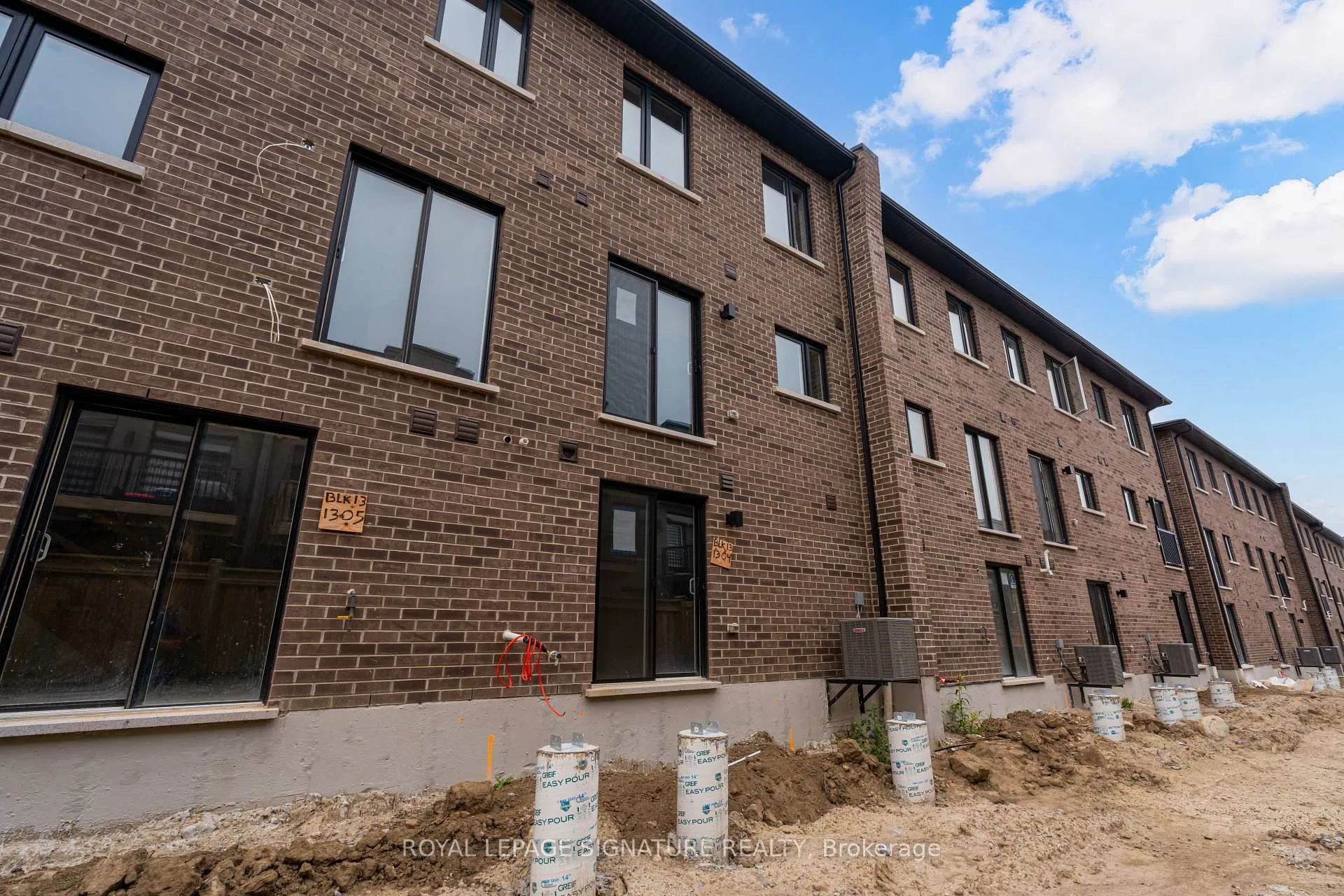 Photo 30 of Unit 504, 1695 Dersan Street, Pickering, Duffin Heights — HOMEH