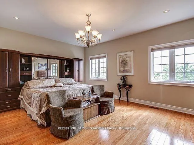 Photo 9 of 105 Marc Santi Boulevard, Vaughan, Patterson — HOMEH