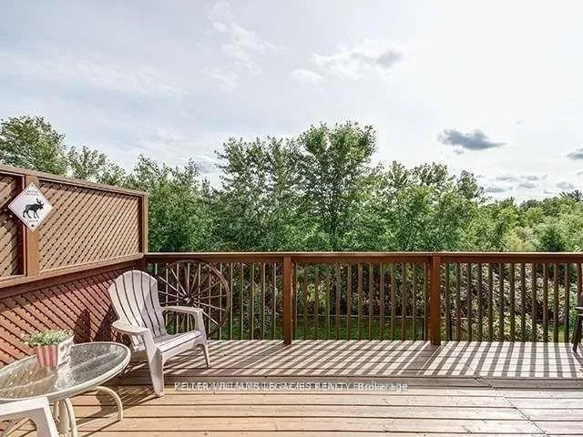 Photo 13 of 105 Marc Santi Boulevard, Vaughan, Patterson — HOMEH