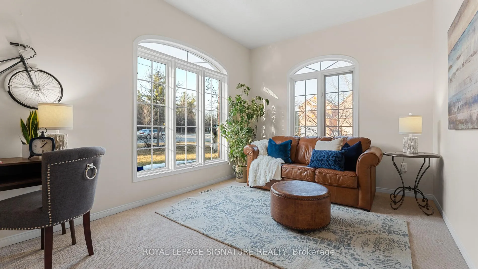 Photo 4 of 1800 Autumn Crescent, Pickering, Amberlea — HOMEH