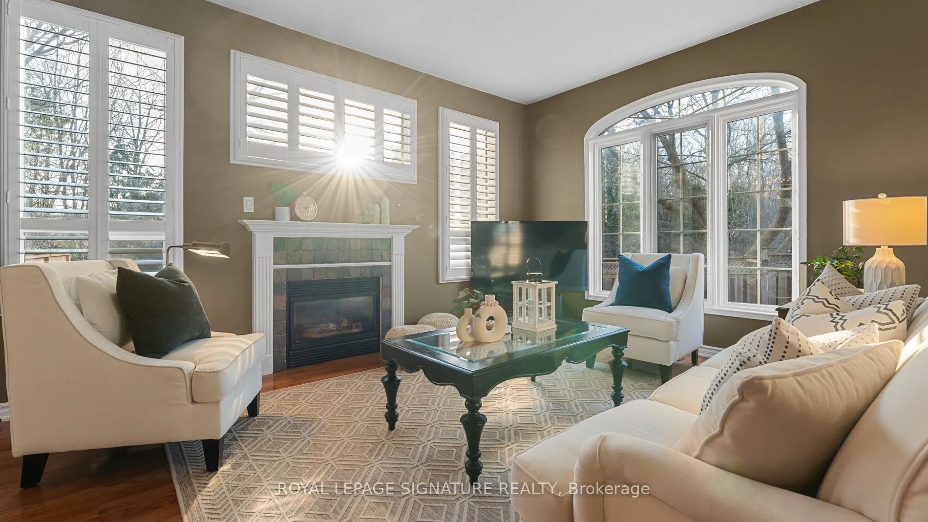 Photo 13 of 1800 Autumn Crescent, Pickering, Amberlea — HOMEH