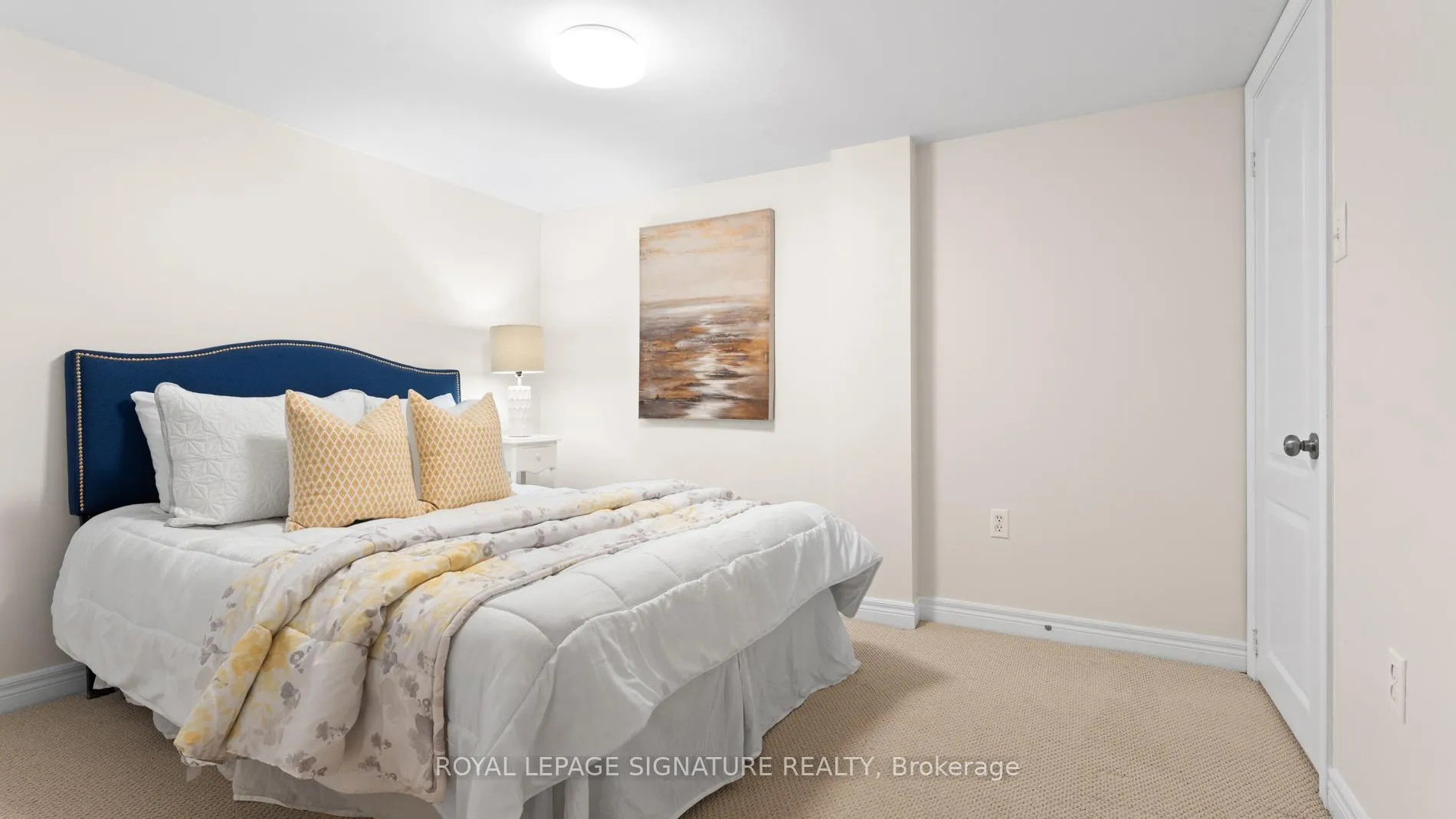 Photo 34 of 1800 Autumn Crescent, Pickering, Amberlea — HOMEH