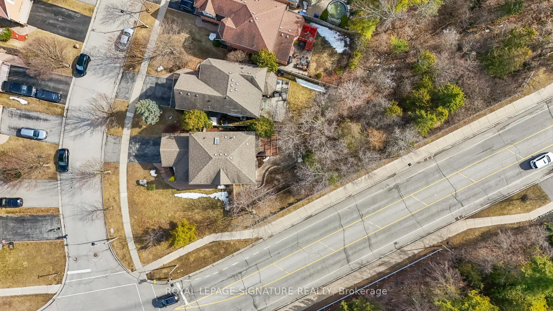 Photo 42 of 1800 Autumn Crescent, Pickering, Amberlea — HOMEH