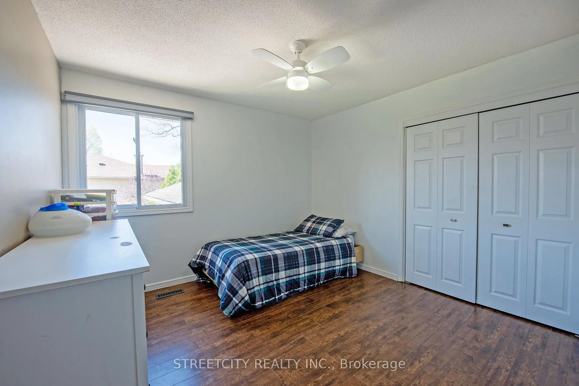 Photo 25 of 8571 Glendon Drive, Strathroy-Caradoc, Mount Brydges — HOMEH
