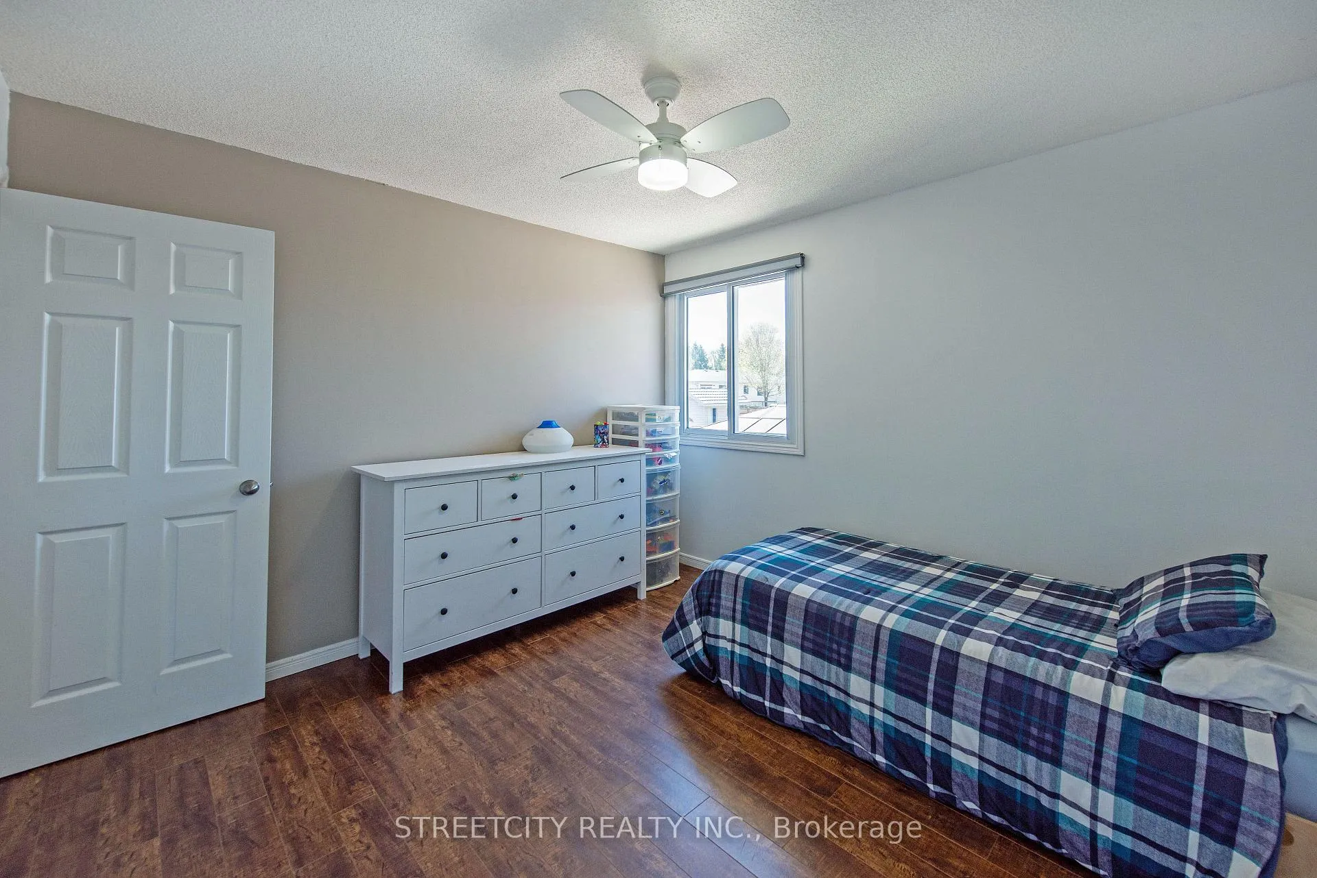 Photo 26 of 8571 Glendon Drive, Strathroy-Caradoc, Mount Brydges — HOMEH