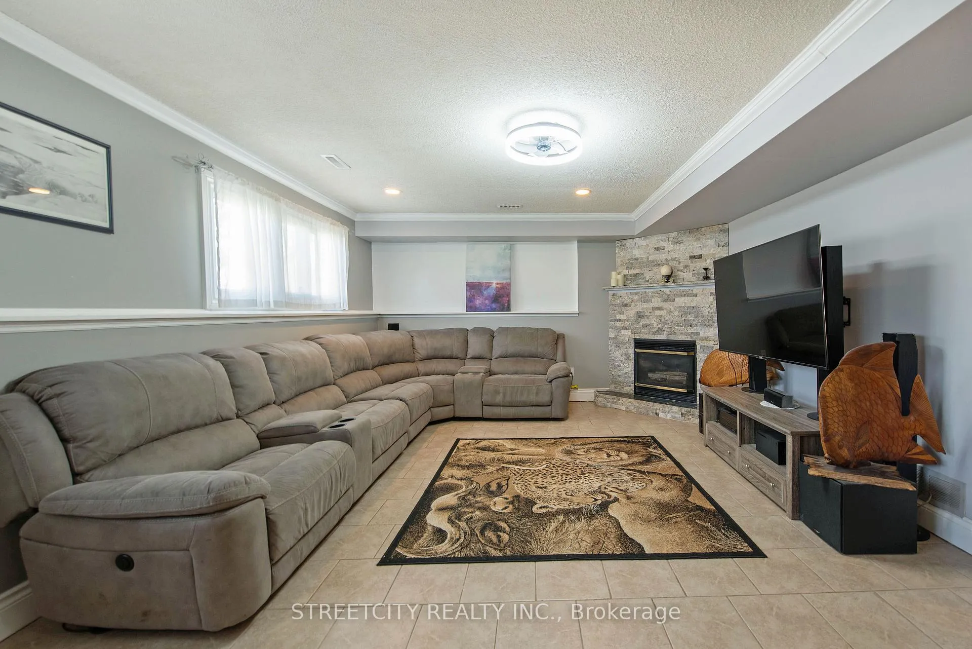 Photo 31 of 8571 Glendon Drive, Strathroy-Caradoc, Mount Brydges — HOMEH