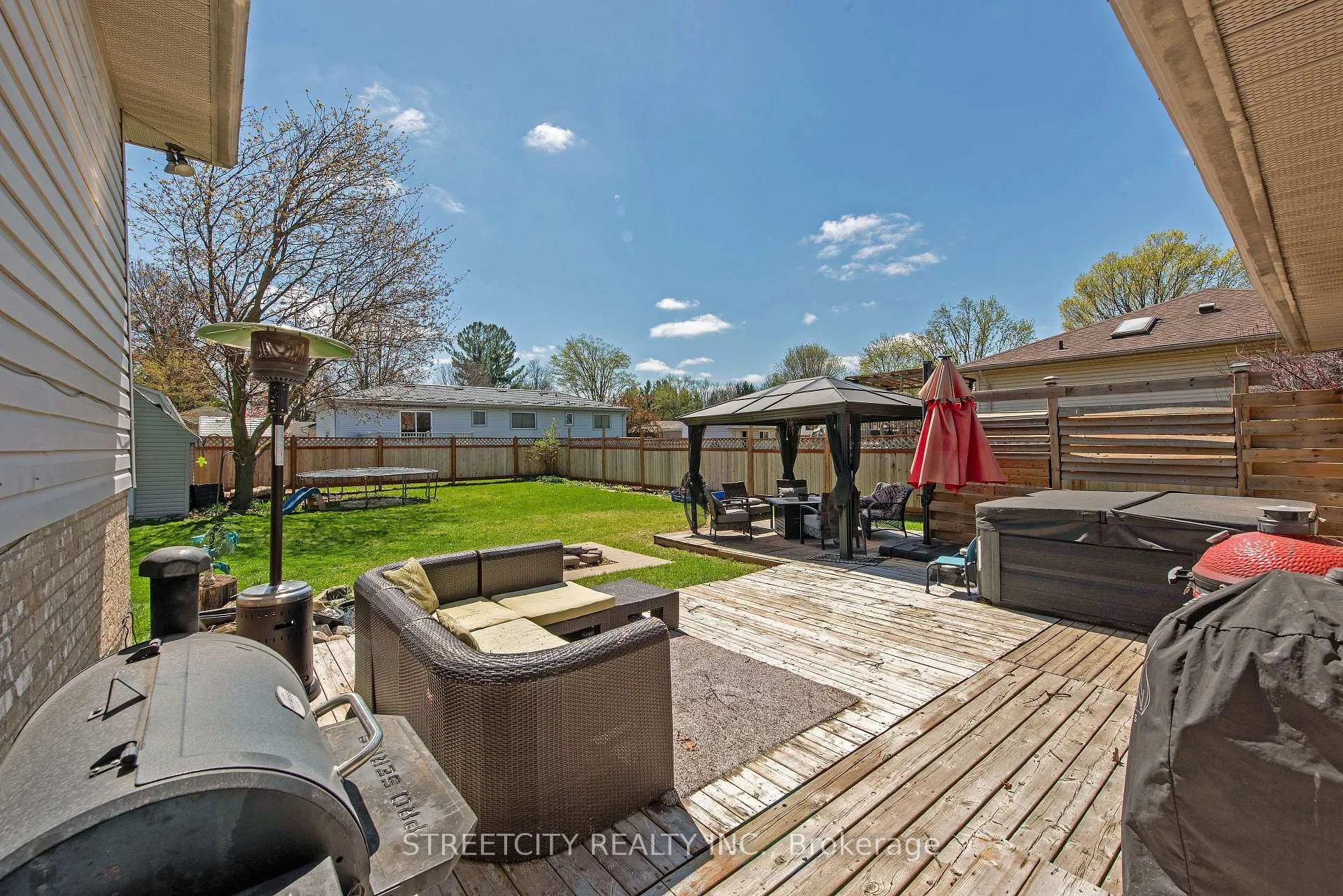 Photo 39 of 8571 Glendon Drive, Strathroy-Caradoc, Mount Brydges — HOMEH