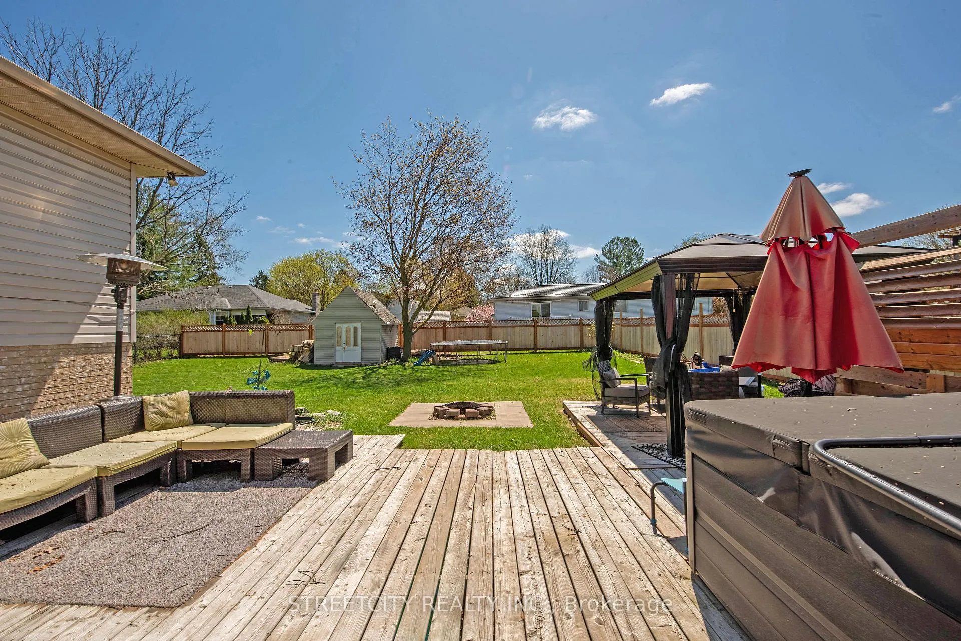 Photo 40 of 8571 Glendon Drive, Strathroy-Caradoc, Mount Brydges — HOMEH