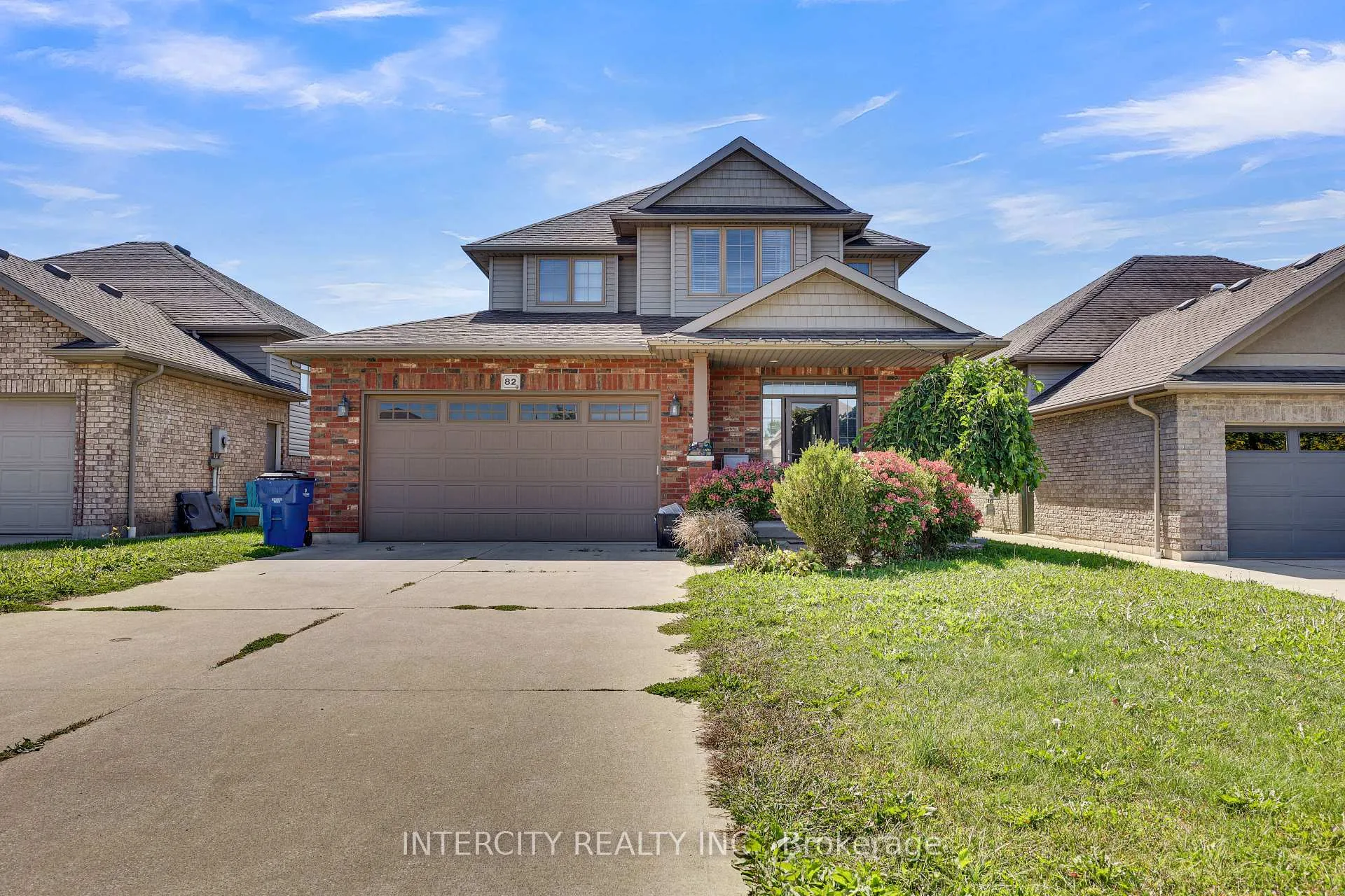 Photo 1 of 82 Molengraaf Way, Chatham-Kent — HOMEH