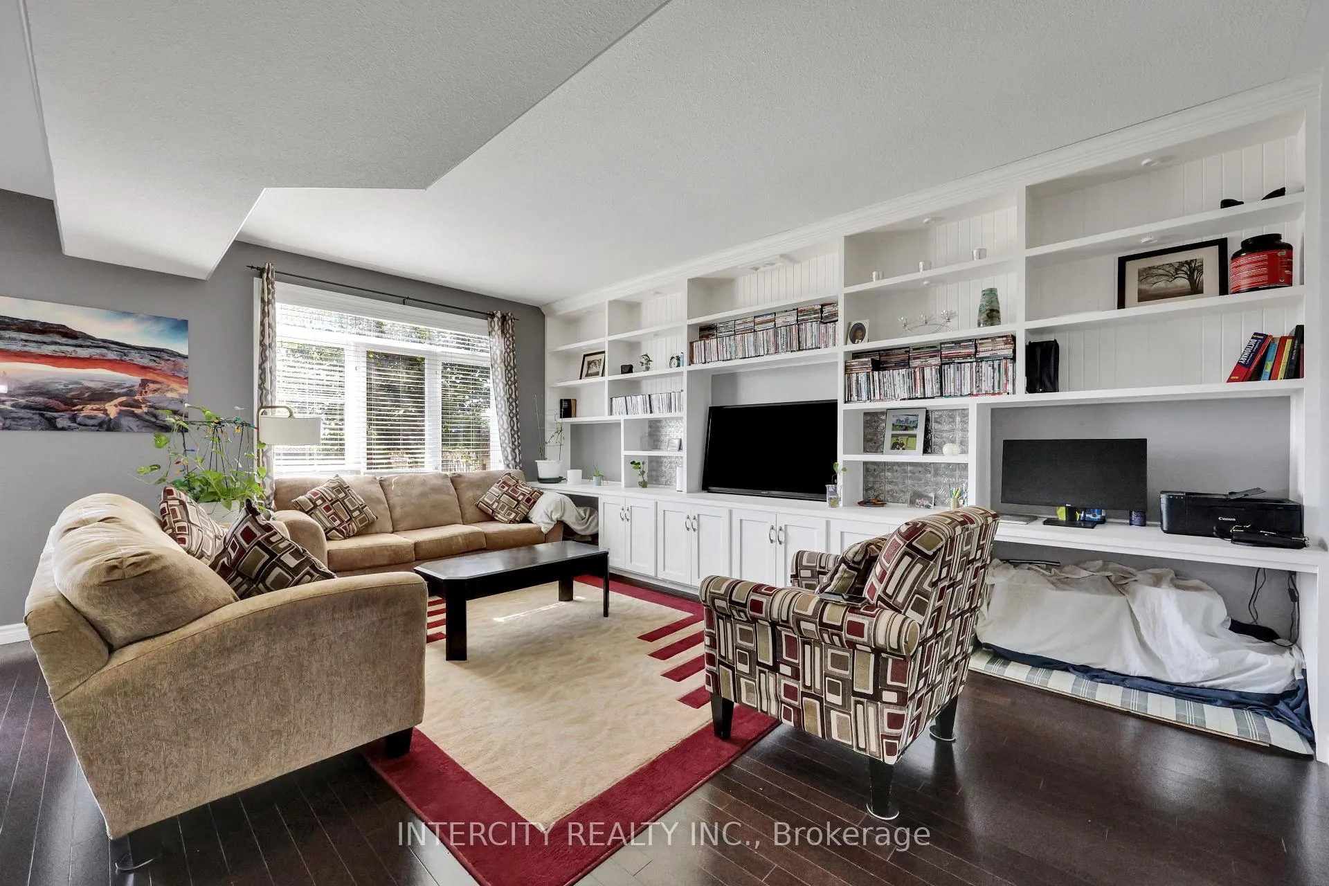 Photo 11 of 82 Molengraaf Way, Chatham-Kent — HOMEH