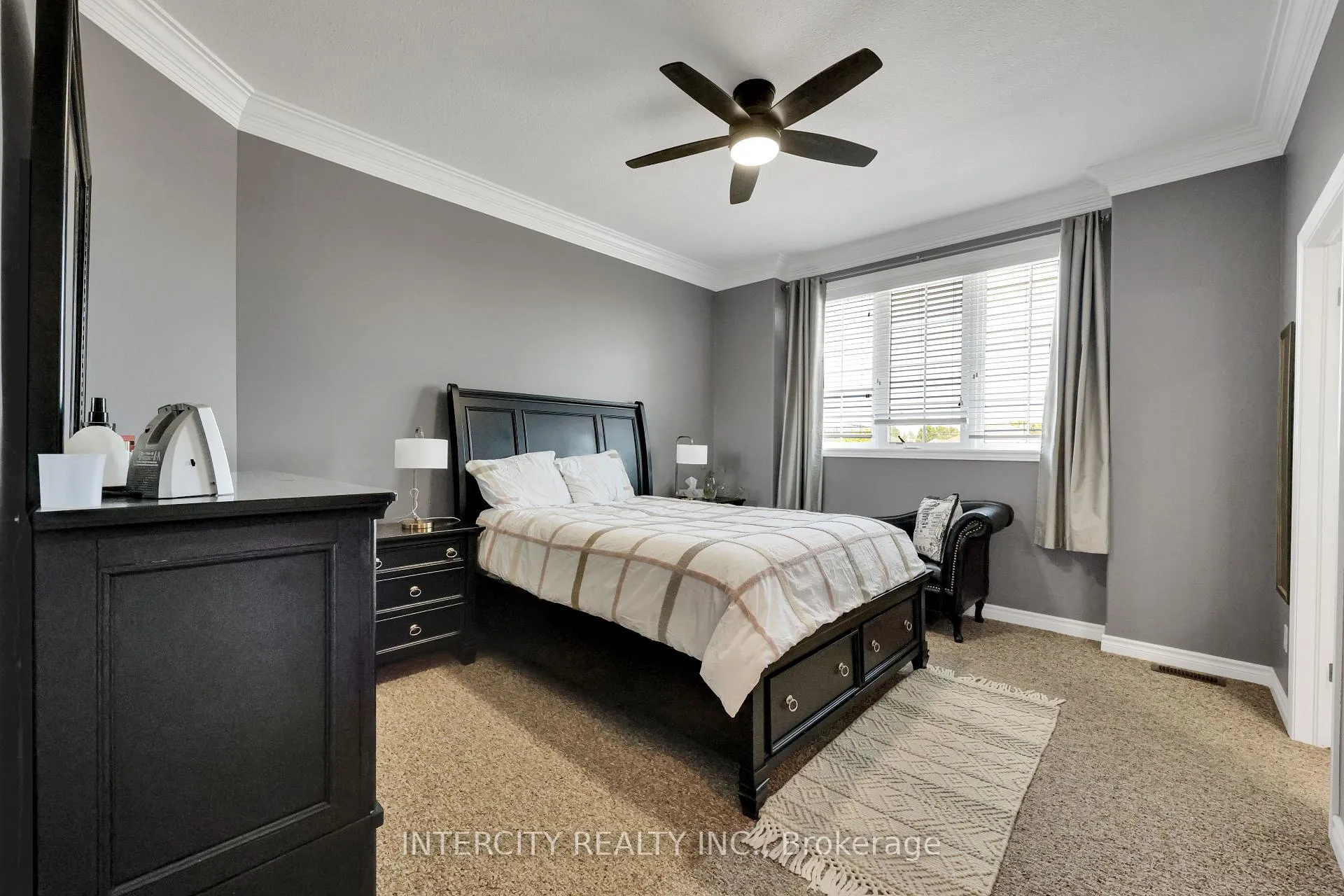 Photo 15 of 82 Molengraaf Way, Chatham-Kent — HOMEH