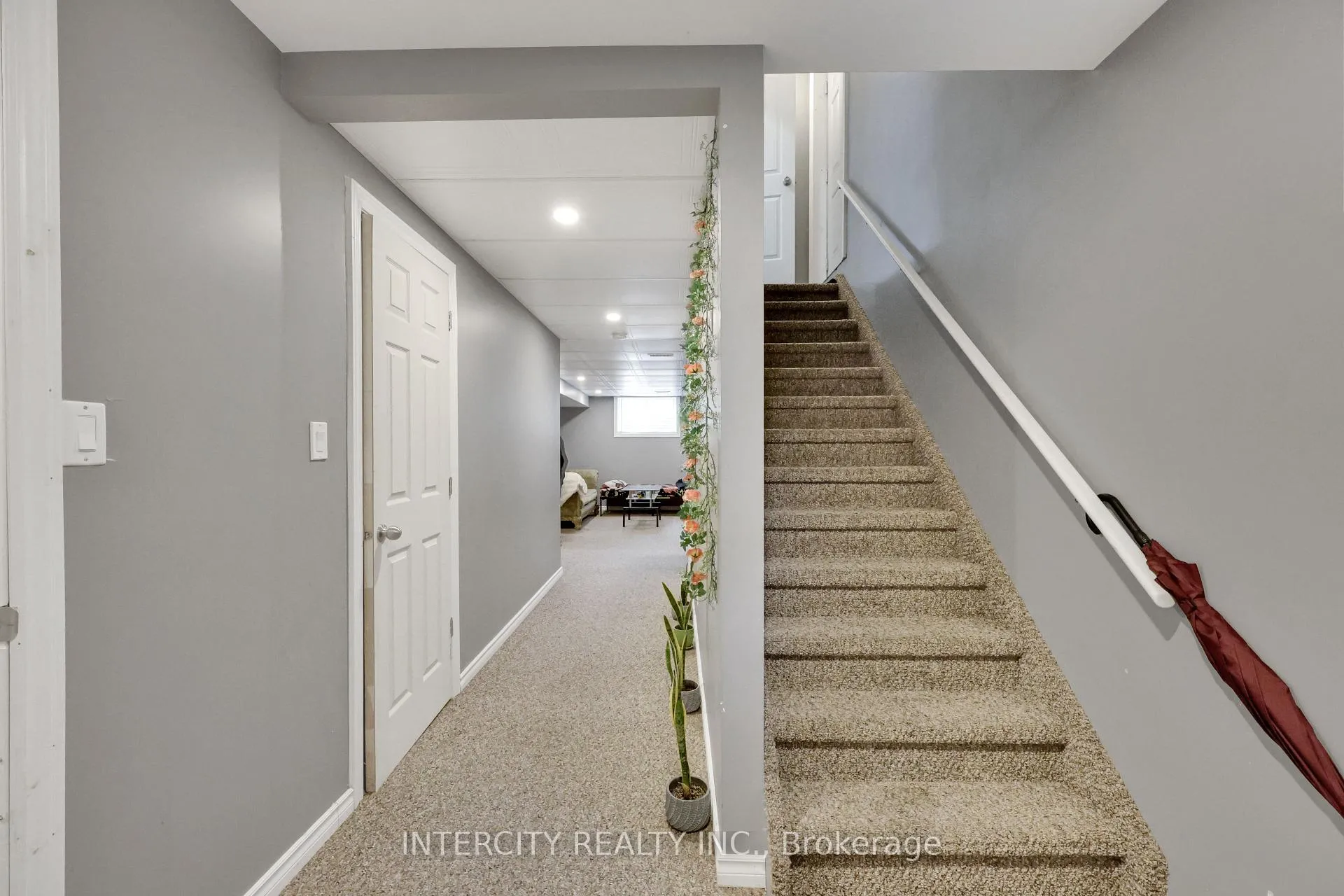 Photo 23 of 82 Molengraaf Way, Chatham-Kent — HOMEH