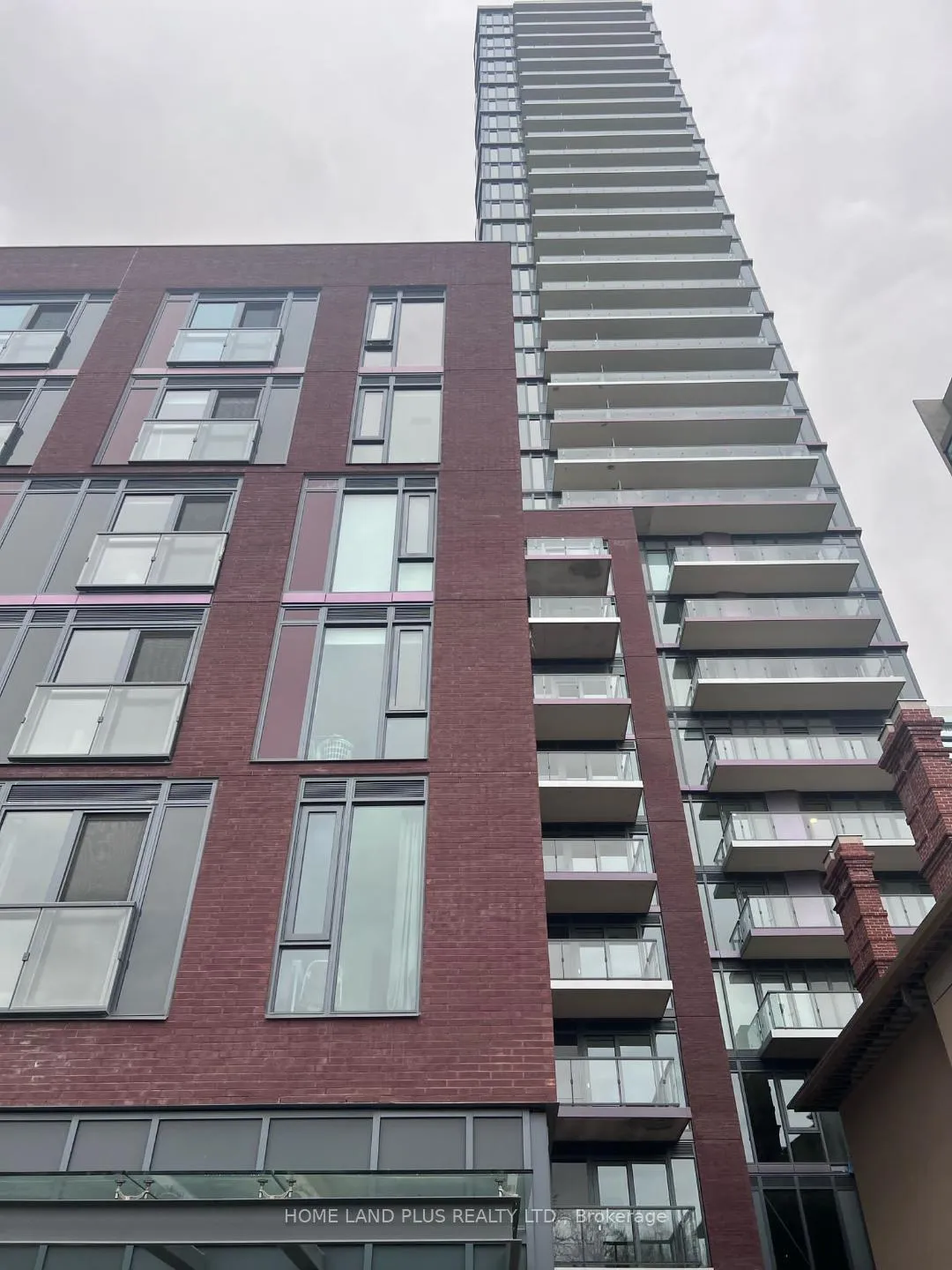 Front of Unit 2701, 308 Jarvis Street