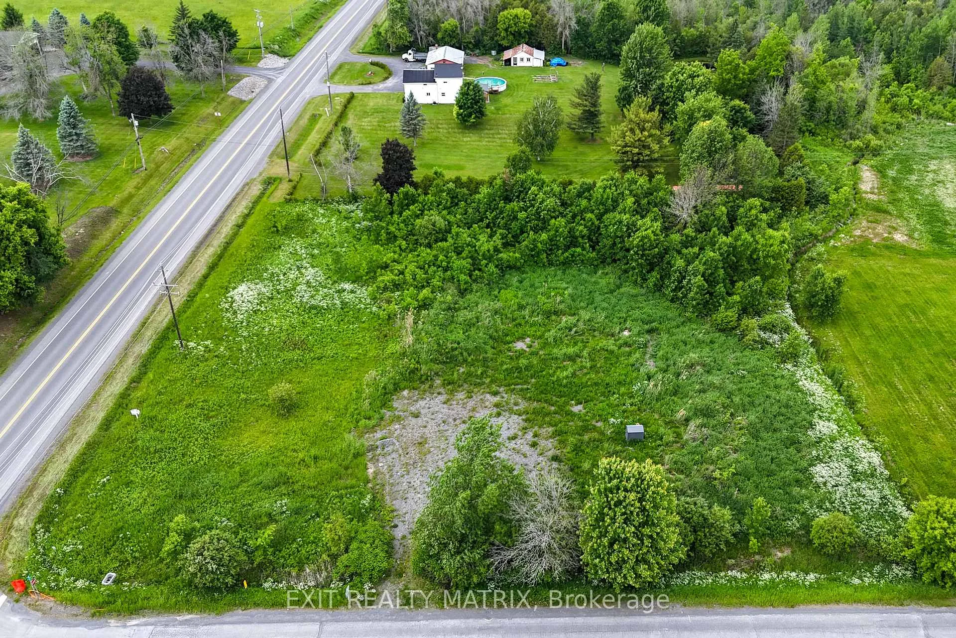 Photo 2 of 20373 Eigg Road, North Glengarry, North Glengarry (Lochiel) Twp — HOMEH