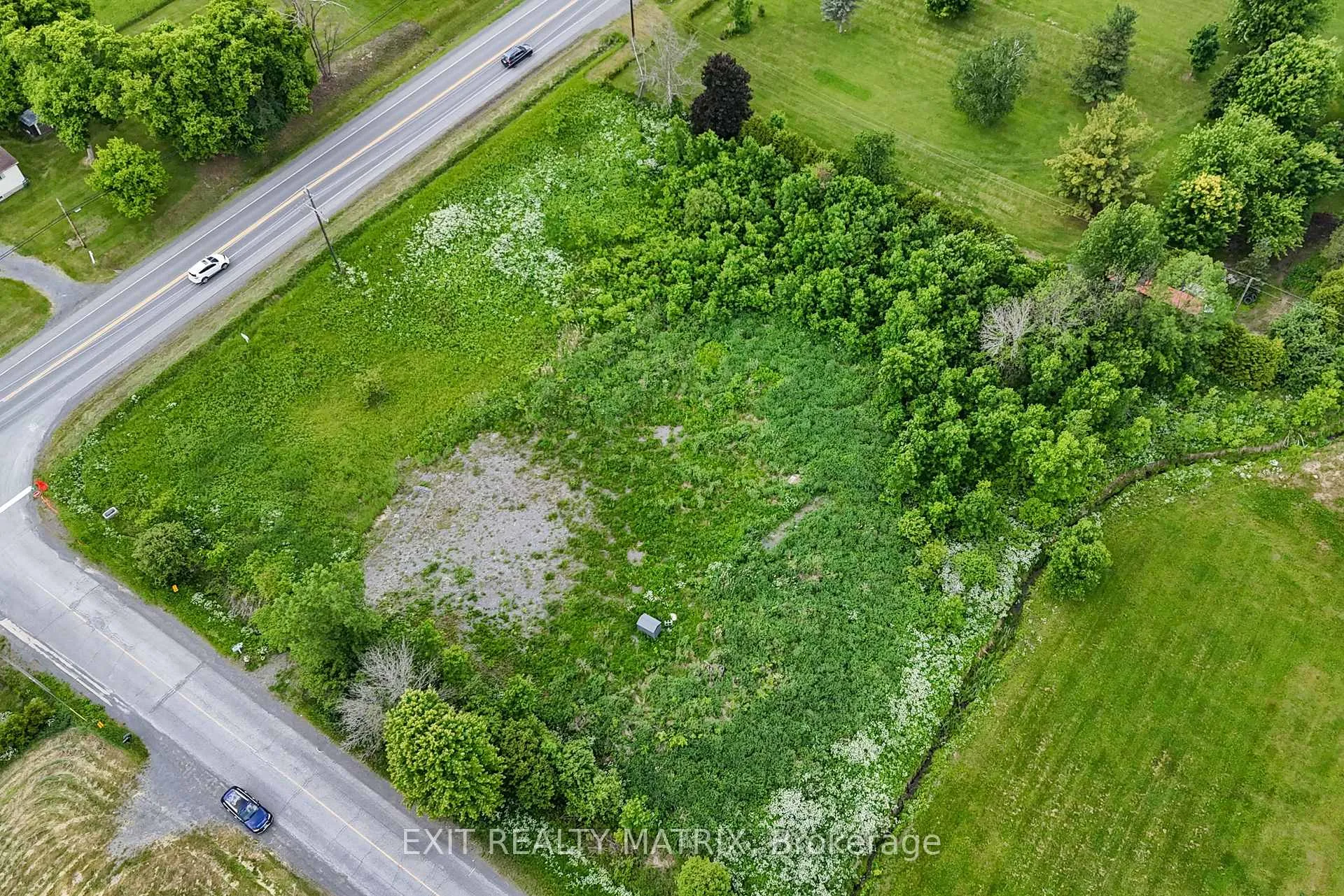 Photo 3 of 20373 Eigg Road, North Glengarry, North Glengarry (Lochiel) Twp — HOMEH