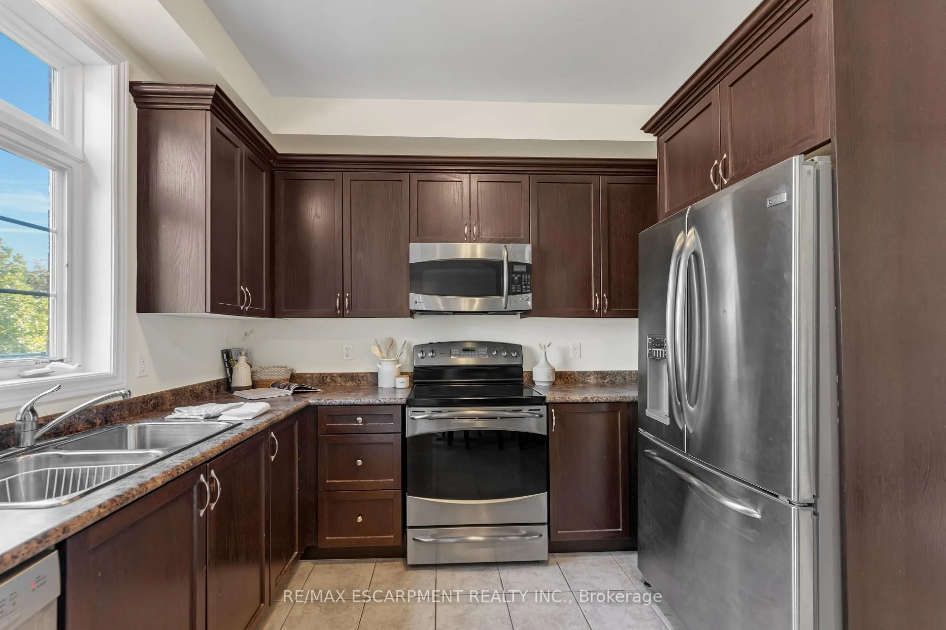 Photo 12 of 36 Connell Crescent, Hamilton, Gourley — HOMEH