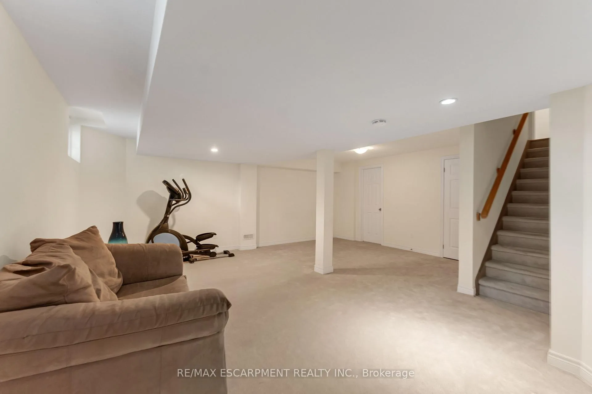 Photo 24 of 36 Connell Crescent, Hamilton, Gourley — HOMEH