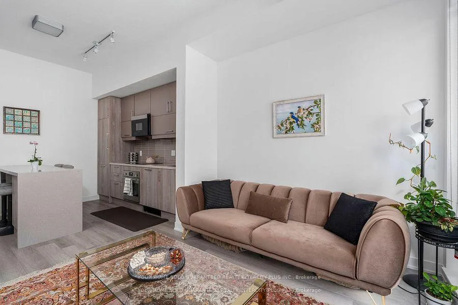 Photo 8 of Unit 1015, 8119 Birchmount Road, Markham, Unionville — HOMEH