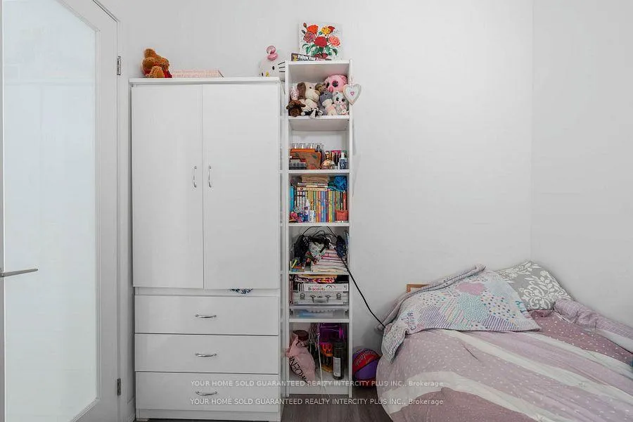 Photo 13 of Unit 1015, 8119 Birchmount Road, Markham, Unionville — HOMEH