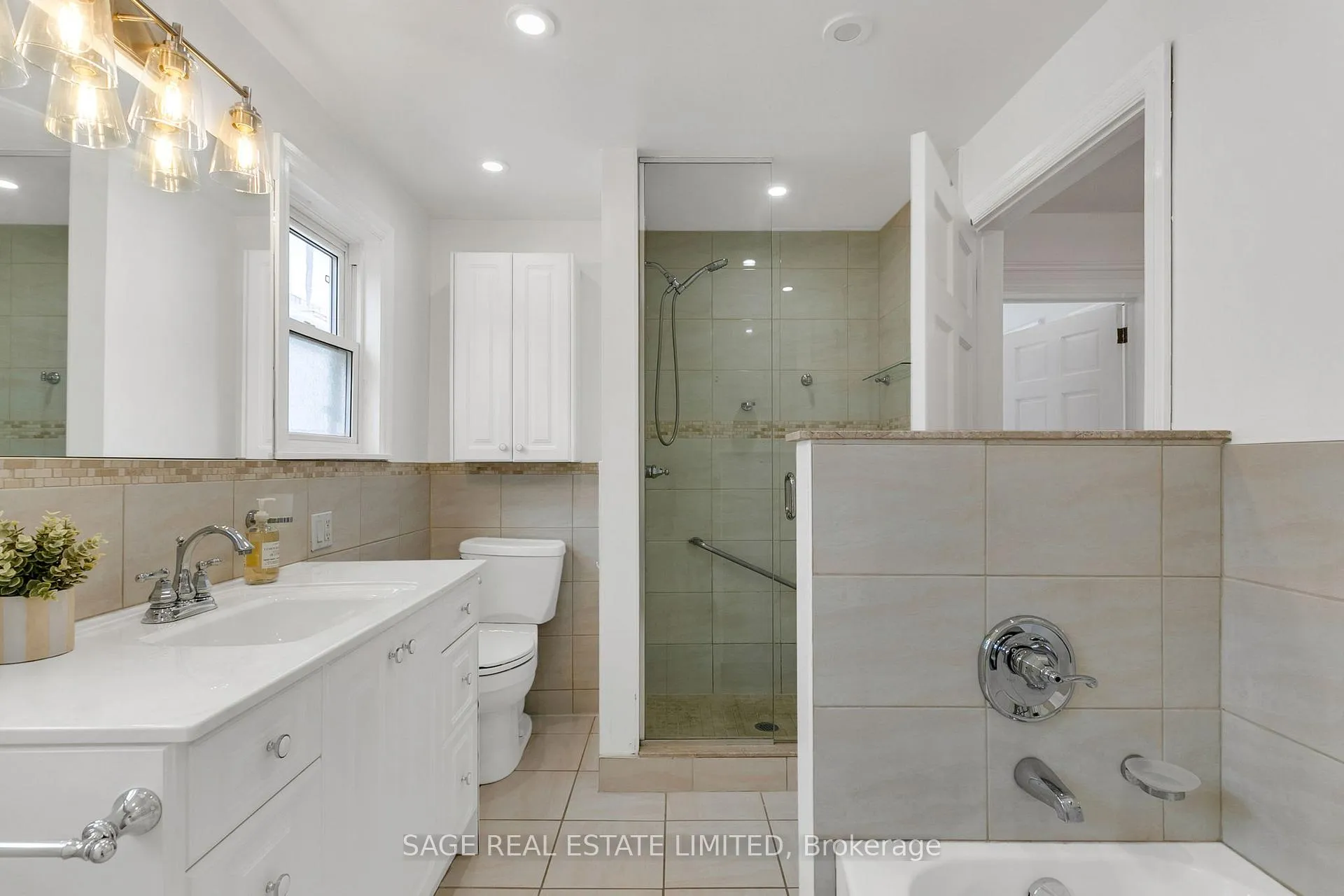 Photo 27 of 12 Stephenson Avenue, Toronto, East End-Danforth — HOMEH