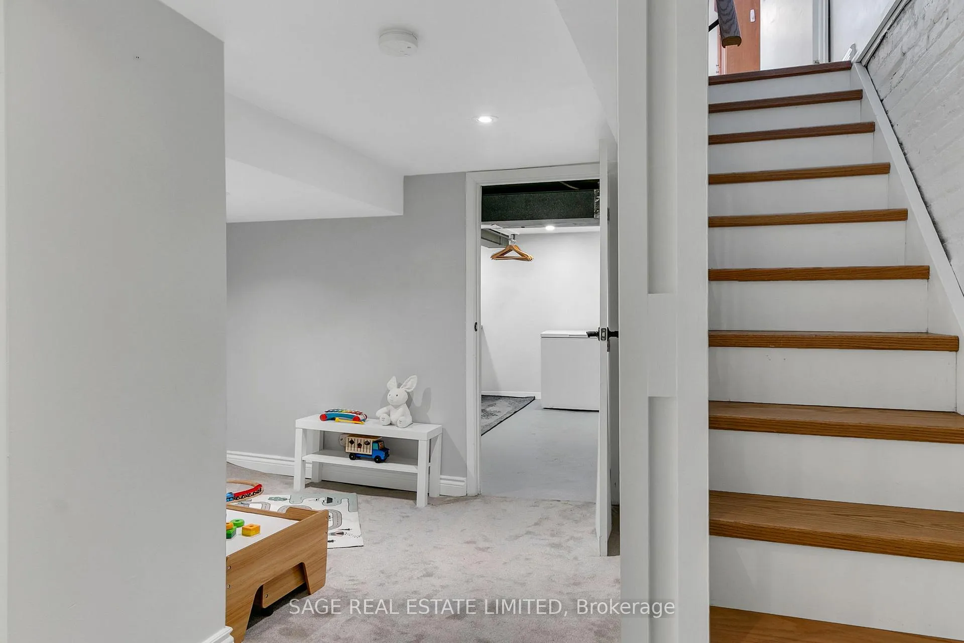 Photo 29 of 12 Stephenson Avenue, Toronto, East End-Danforth — HOMEH