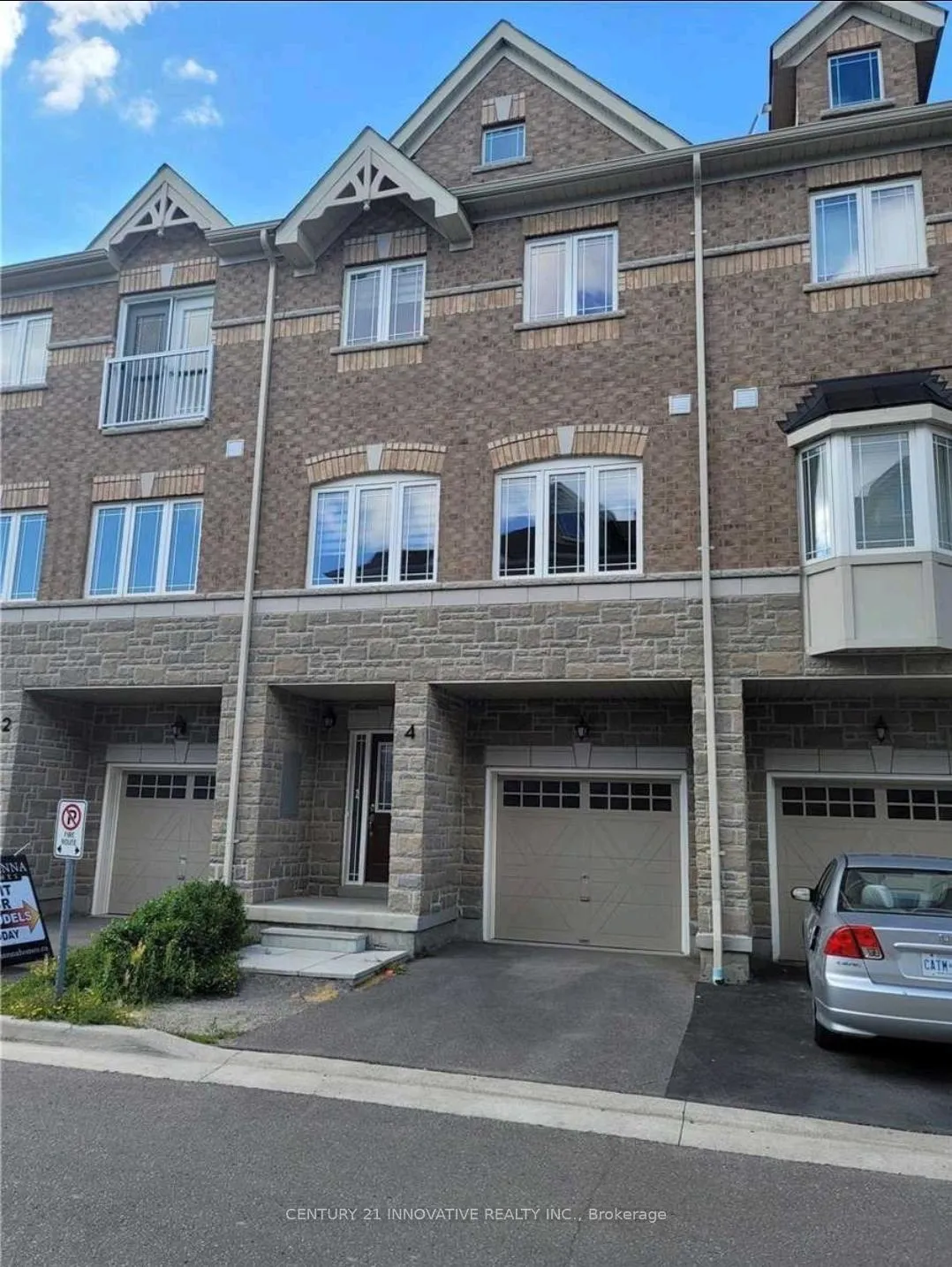 Front of 4 Waterstone Way