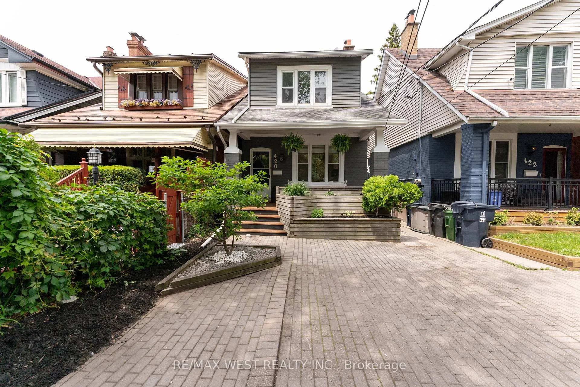 Front of 420 Kingston Road