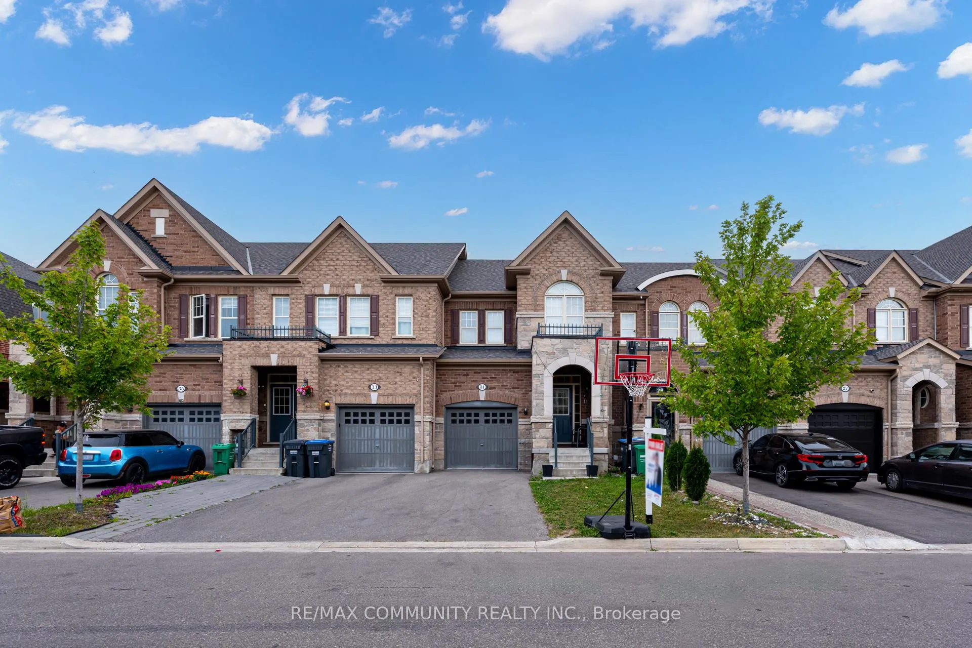 Front of 31 Padbury Trail