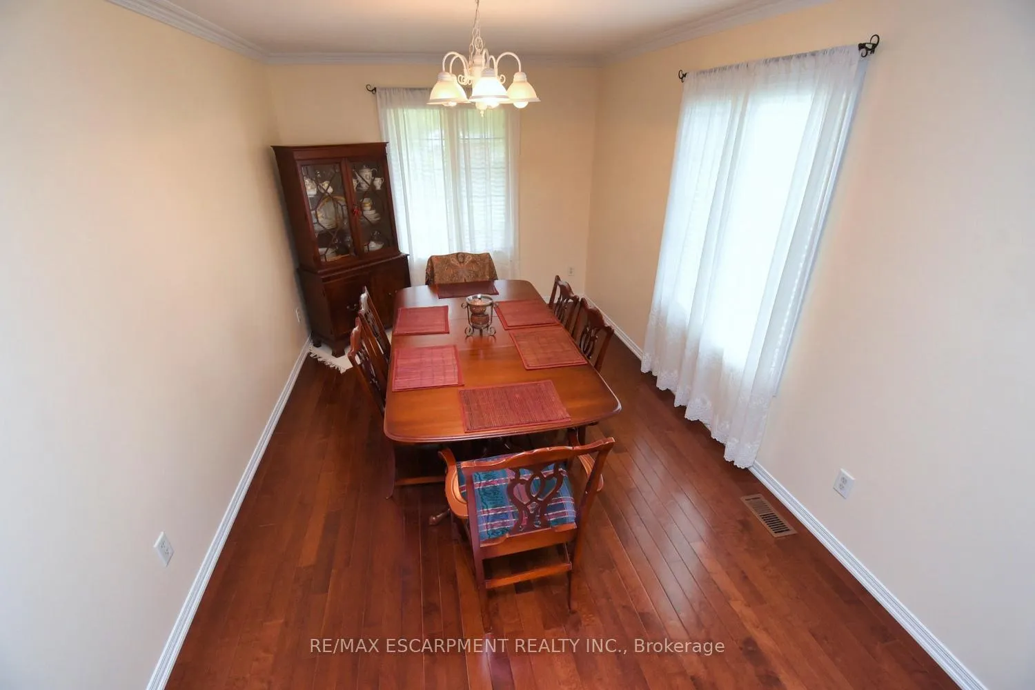 Photo 12 of Unit 49, 7 Southside Place, Hamilton, Mountview — HOMEH