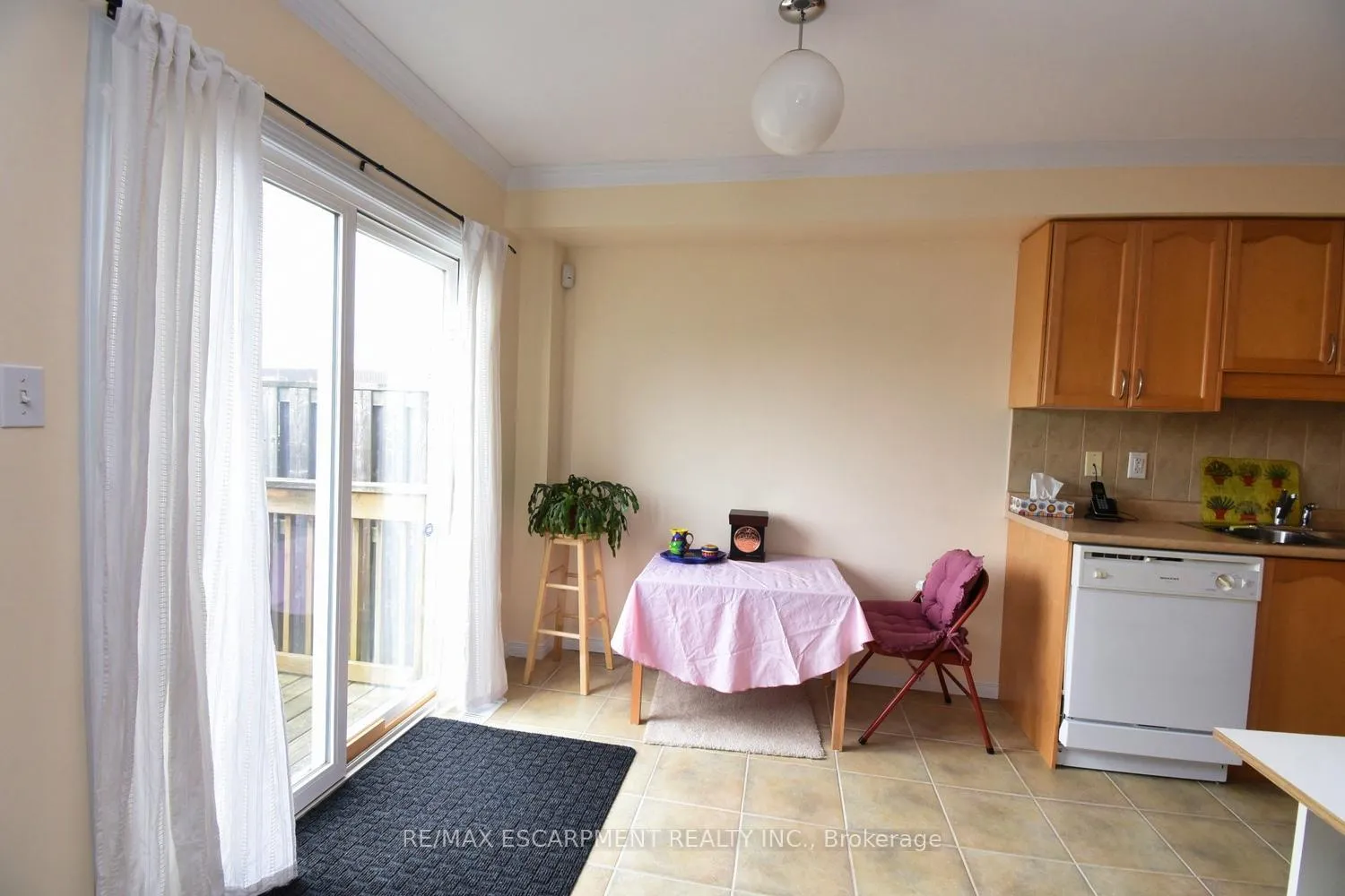 Photo 15 of Unit 49, 7 Southside Place, Hamilton, Mountview — HOMEH