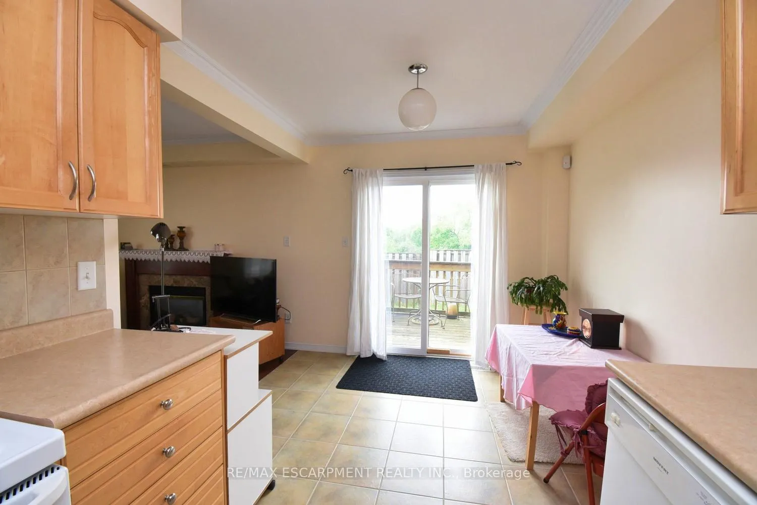 Photo 16 of Unit 49, 7 Southside Place, Hamilton, Mountview — HOMEH