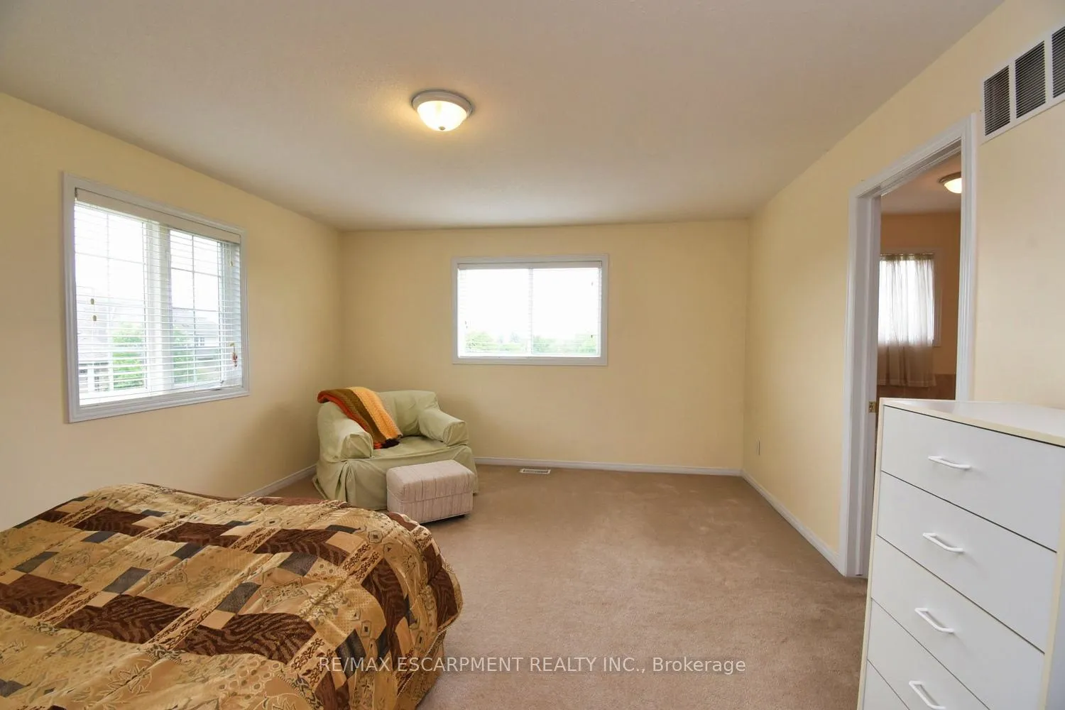 Photo 22 of Unit 49, 7 Southside Place, Hamilton, Mountview — HOMEH