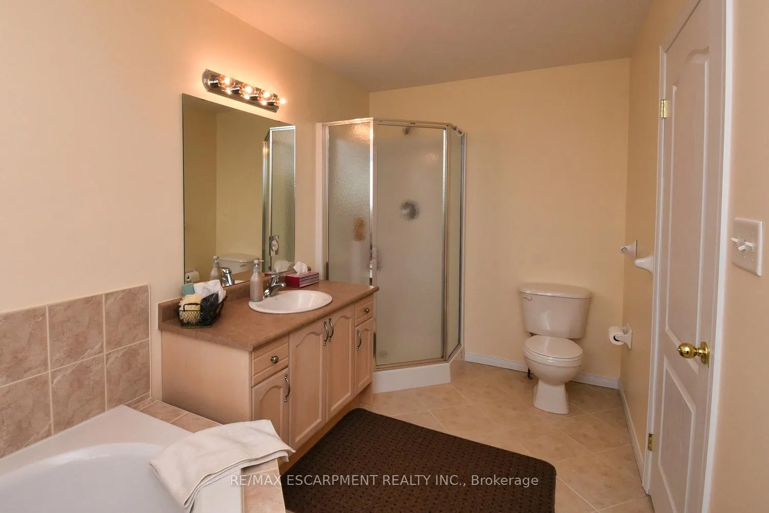 Photo 28 of Unit 49, 7 Southside Place, Hamilton, Mountview — HOMEH