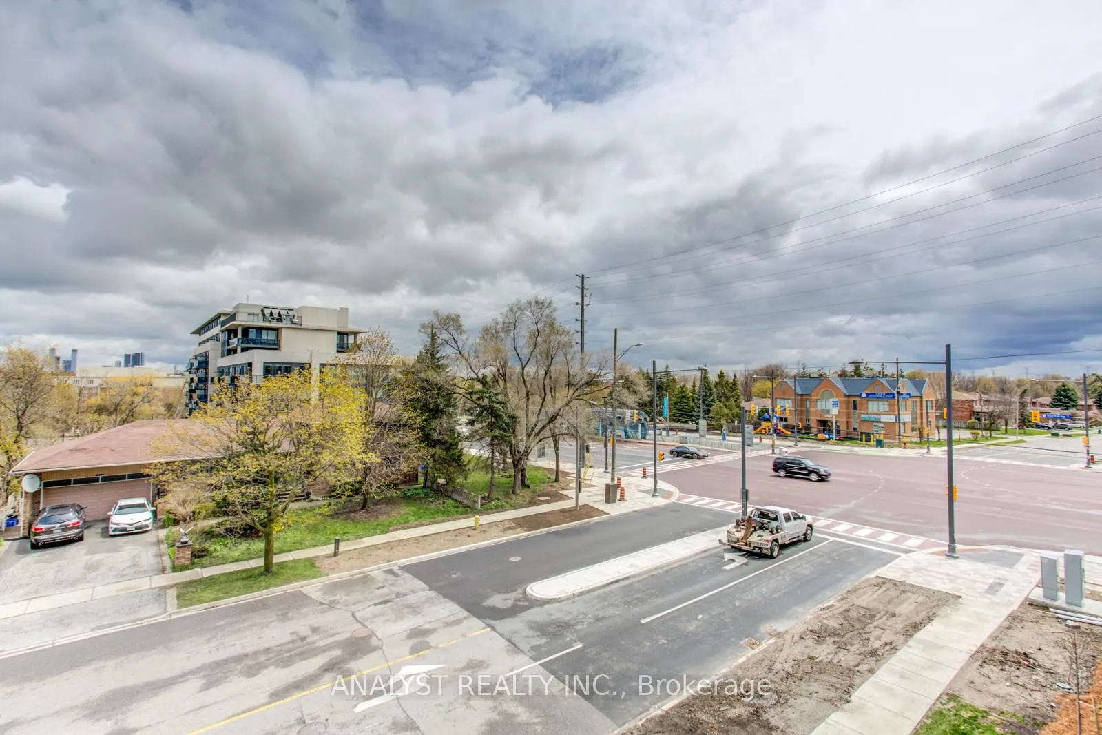 Photo 18 of Unit 315, 4800 Highway 7 Road, Vaughan, East Woodbridge — HOMEH